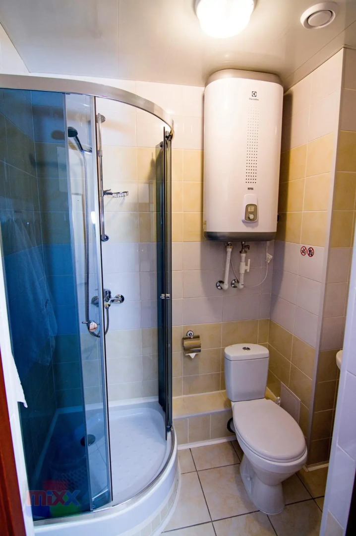 Mixx Na Pervomaiskoi