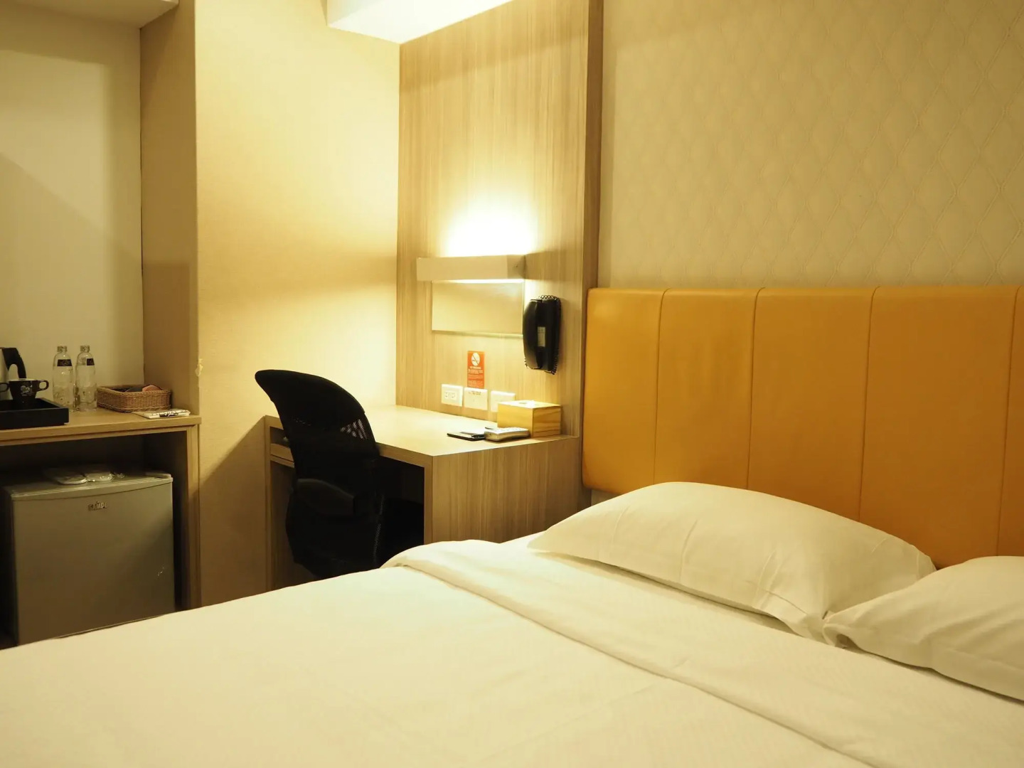 The Riverside Hotel International