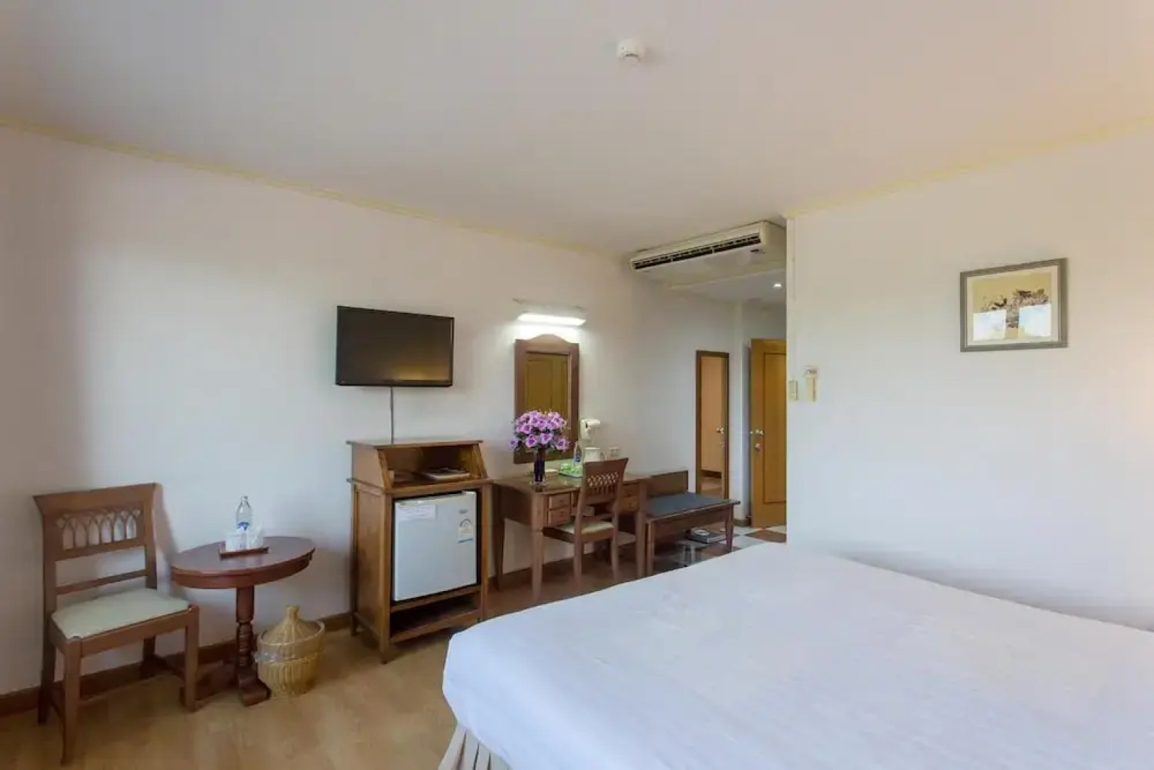 Tangerine Ville Hotel