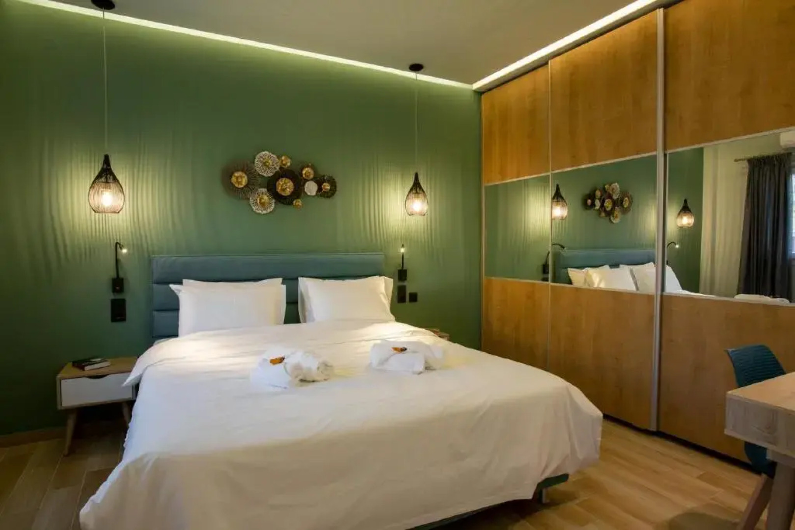 Kyma Seafront Suite by Estia