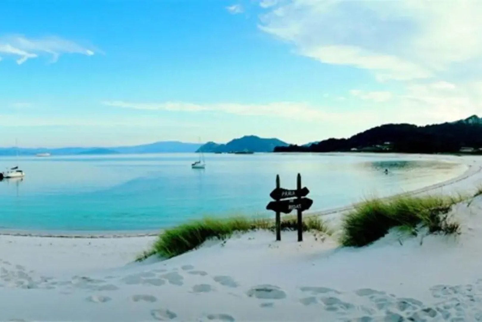 Villa With 6 Bedrooms in Pontevedra, With Private Pool, Enclosed Garden and Wifi - 5 km From the Beach