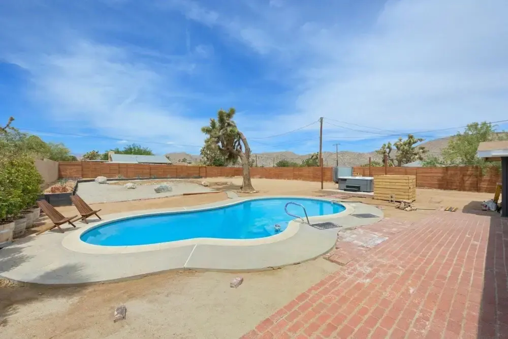 Nuevo Sol - In Ground Pool, Hot Tub, Fire Pit + Bbq 3 Bedroom Home by RedAwning