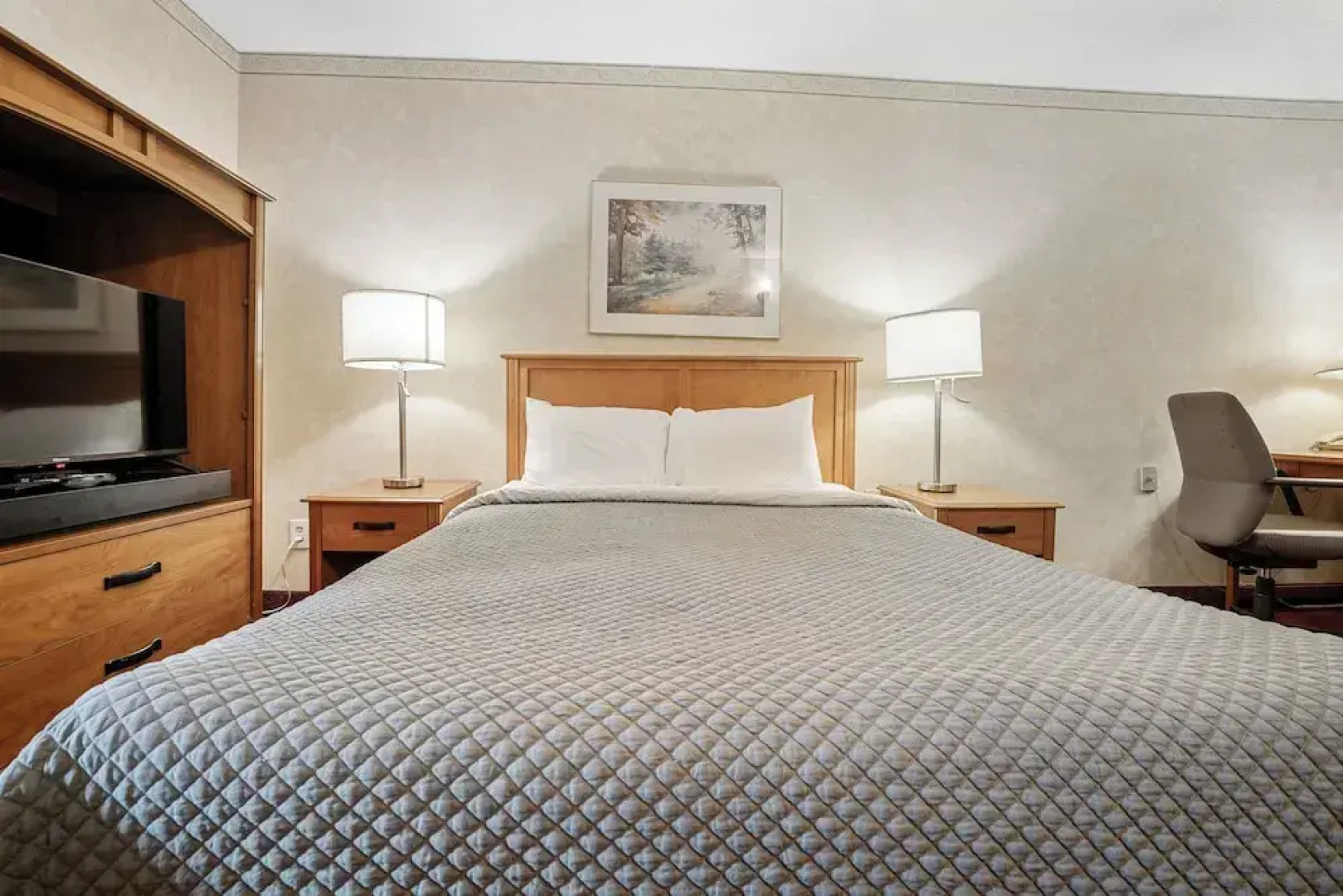 Royal Inn and Suites at Guelph