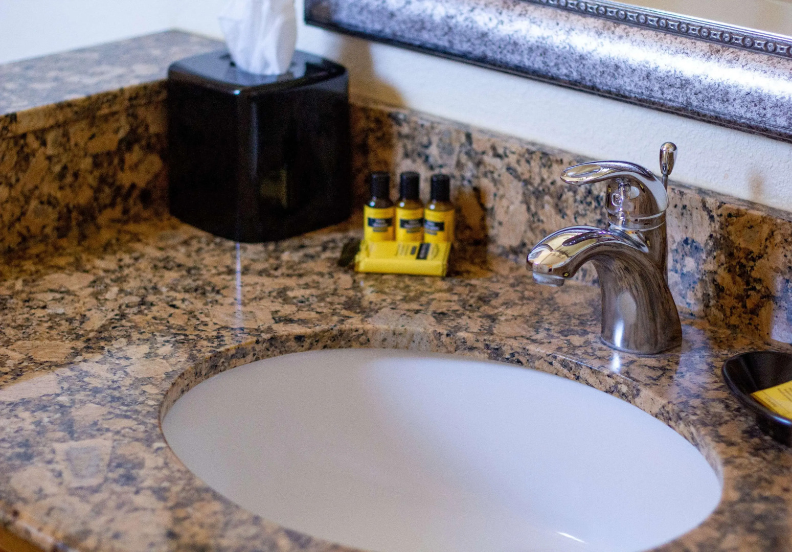 Best Western Plus A Wayfarer's Inn And Suites