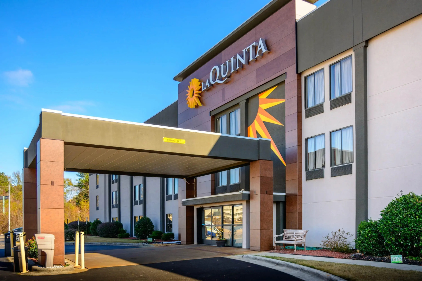 La Quinta Inn & Suites by Wyndham Fayetteville I-95