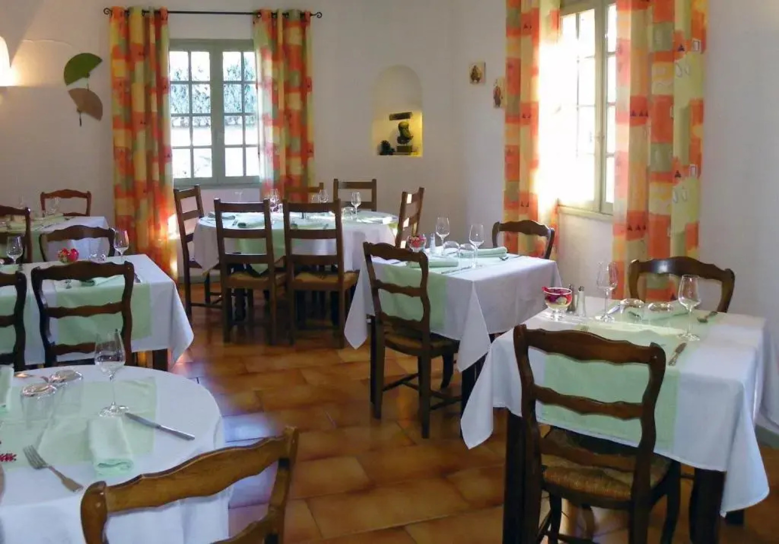 Human Hotel Résidence