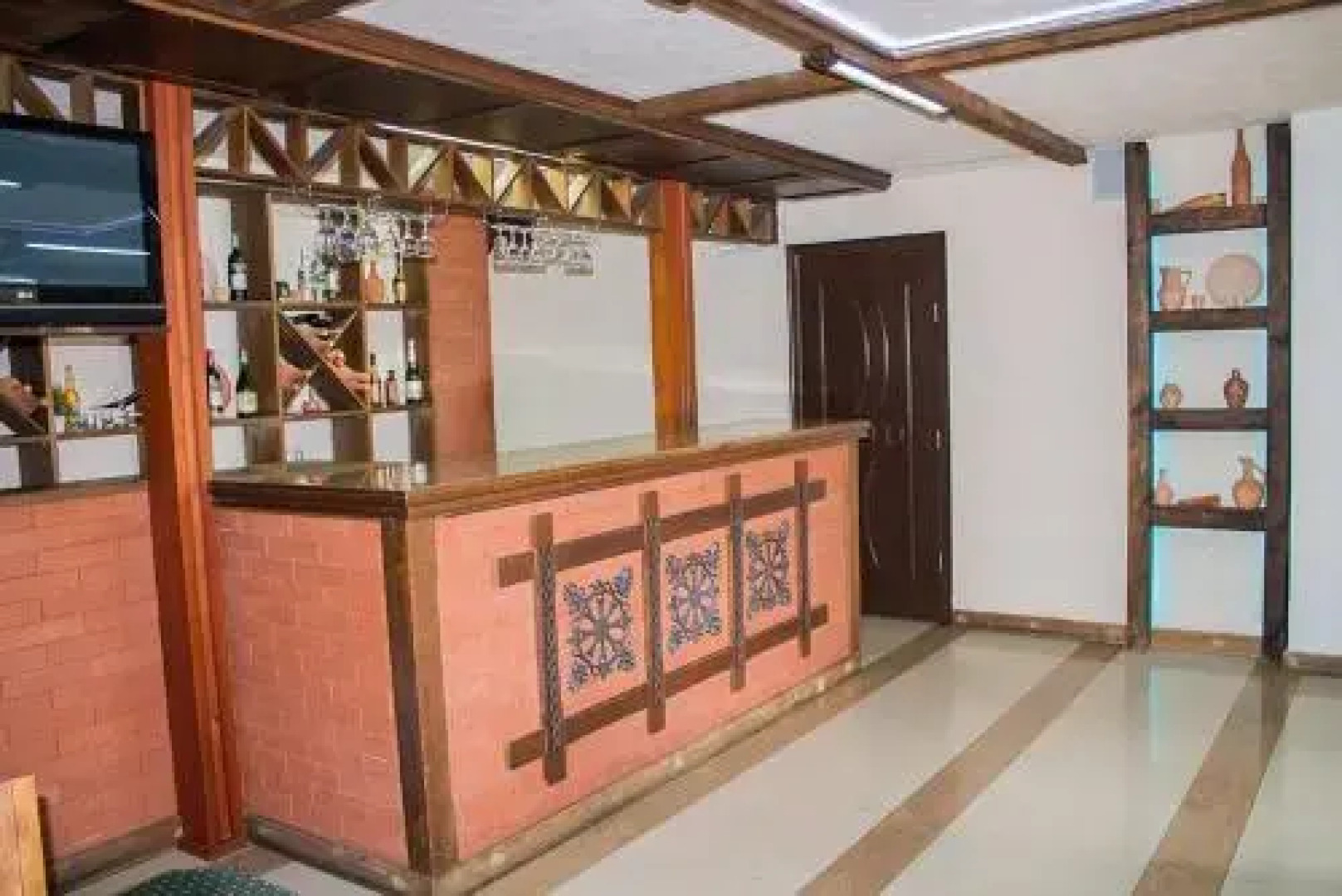 Гостиничный комплекс Corona (Корона)