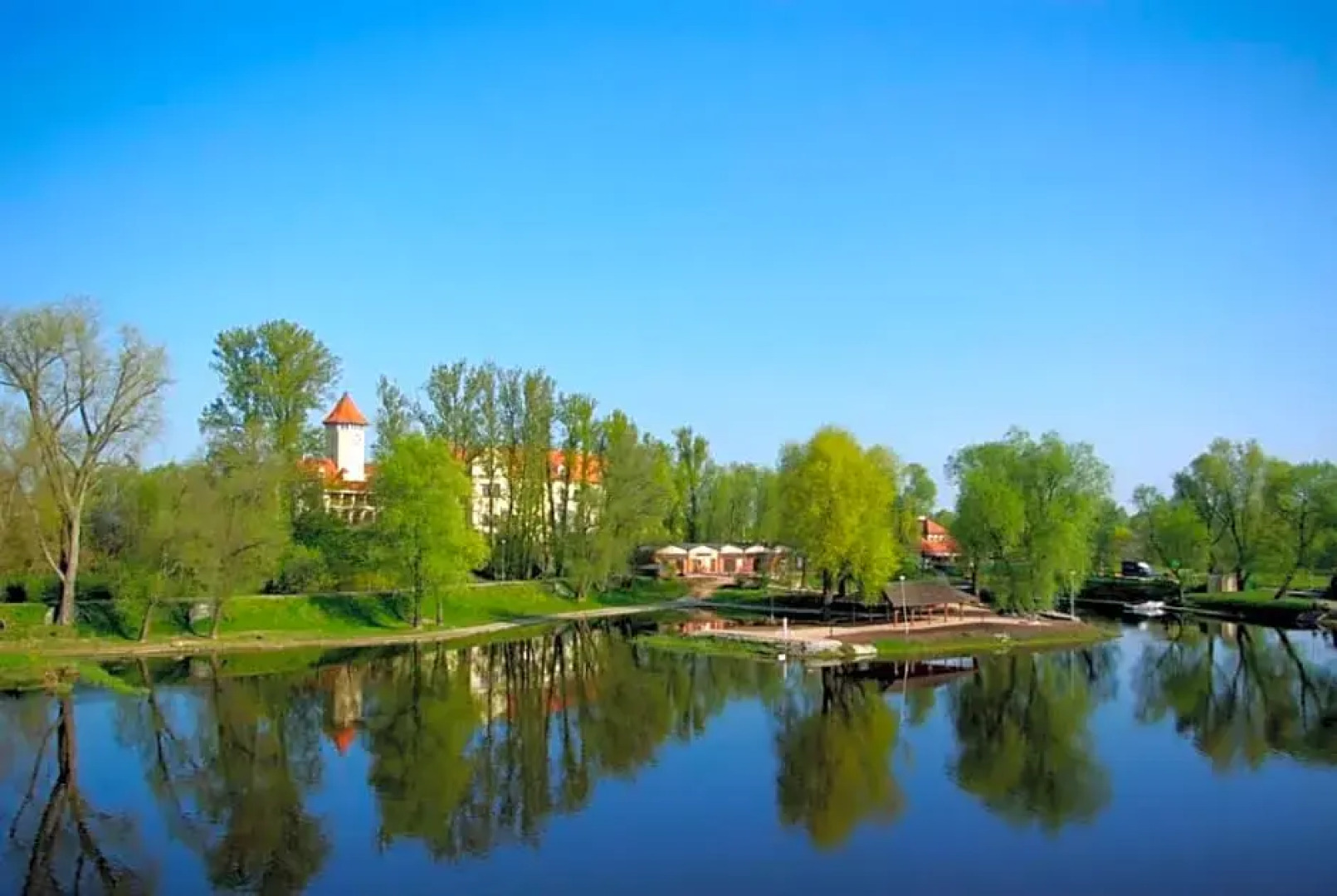 Dom Polonii Hotel Zamek