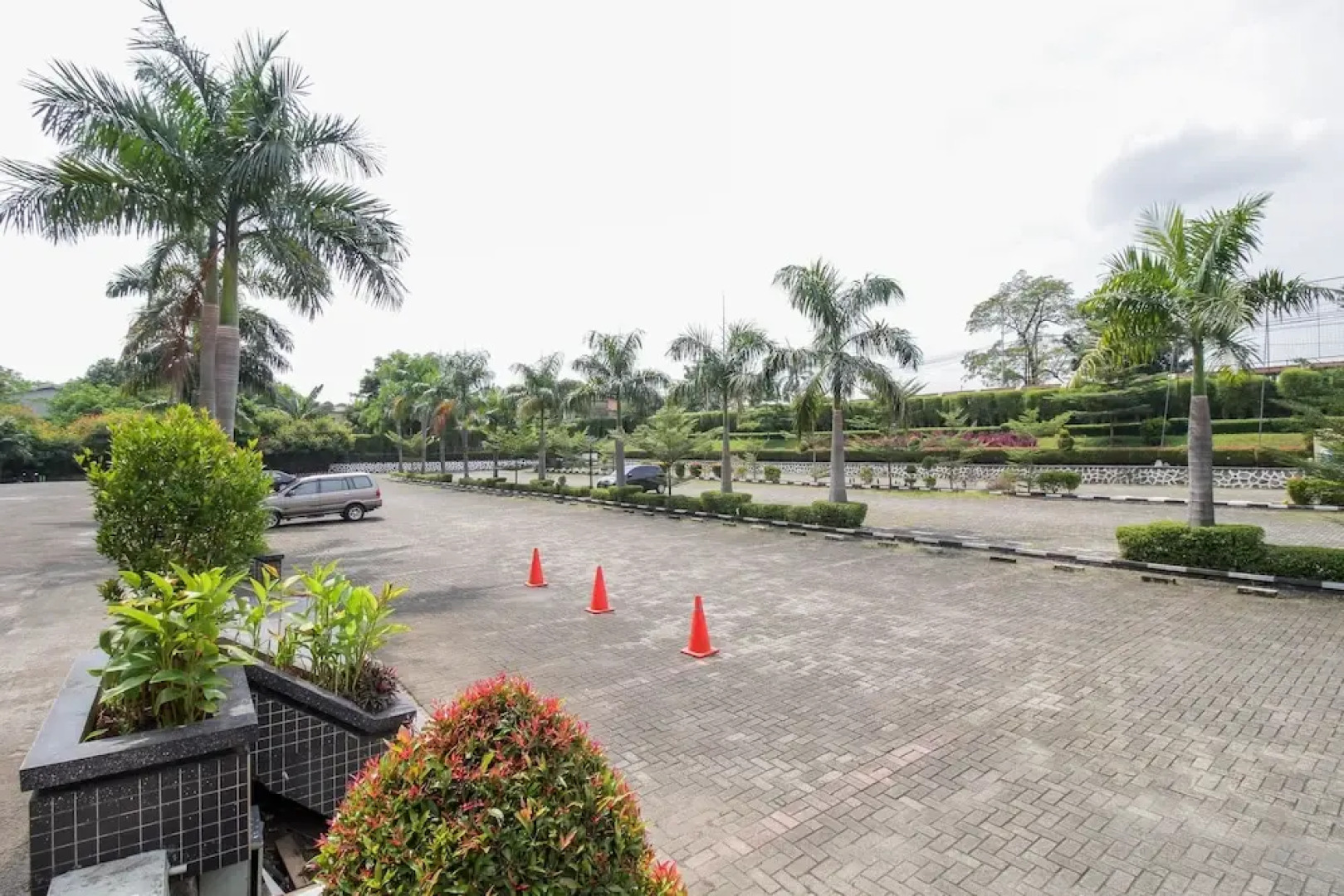 Airy Sentul Raya Jakarta KM 49.5 Bogor