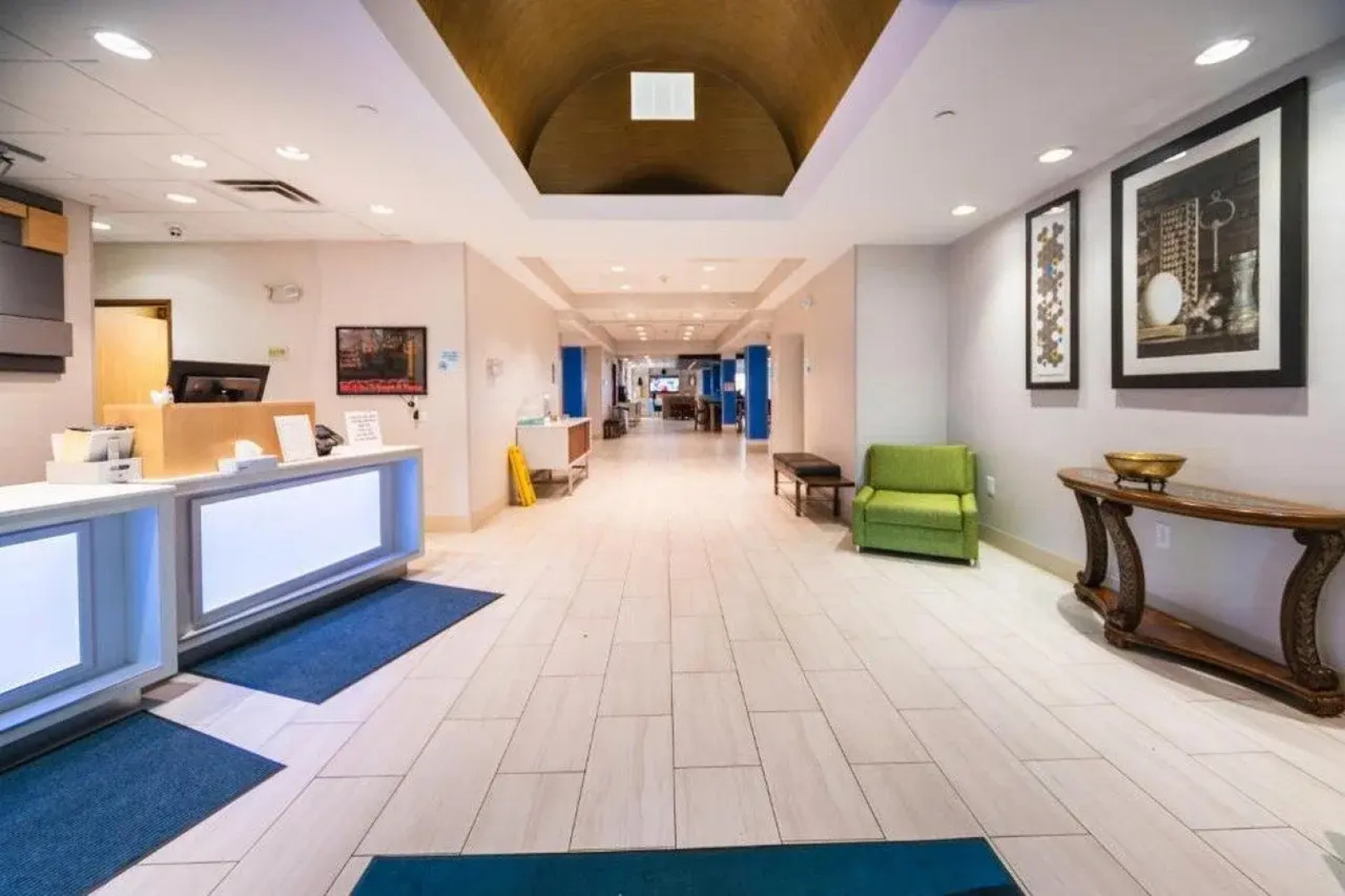 Holiday Inn Express Rochelle by IHG