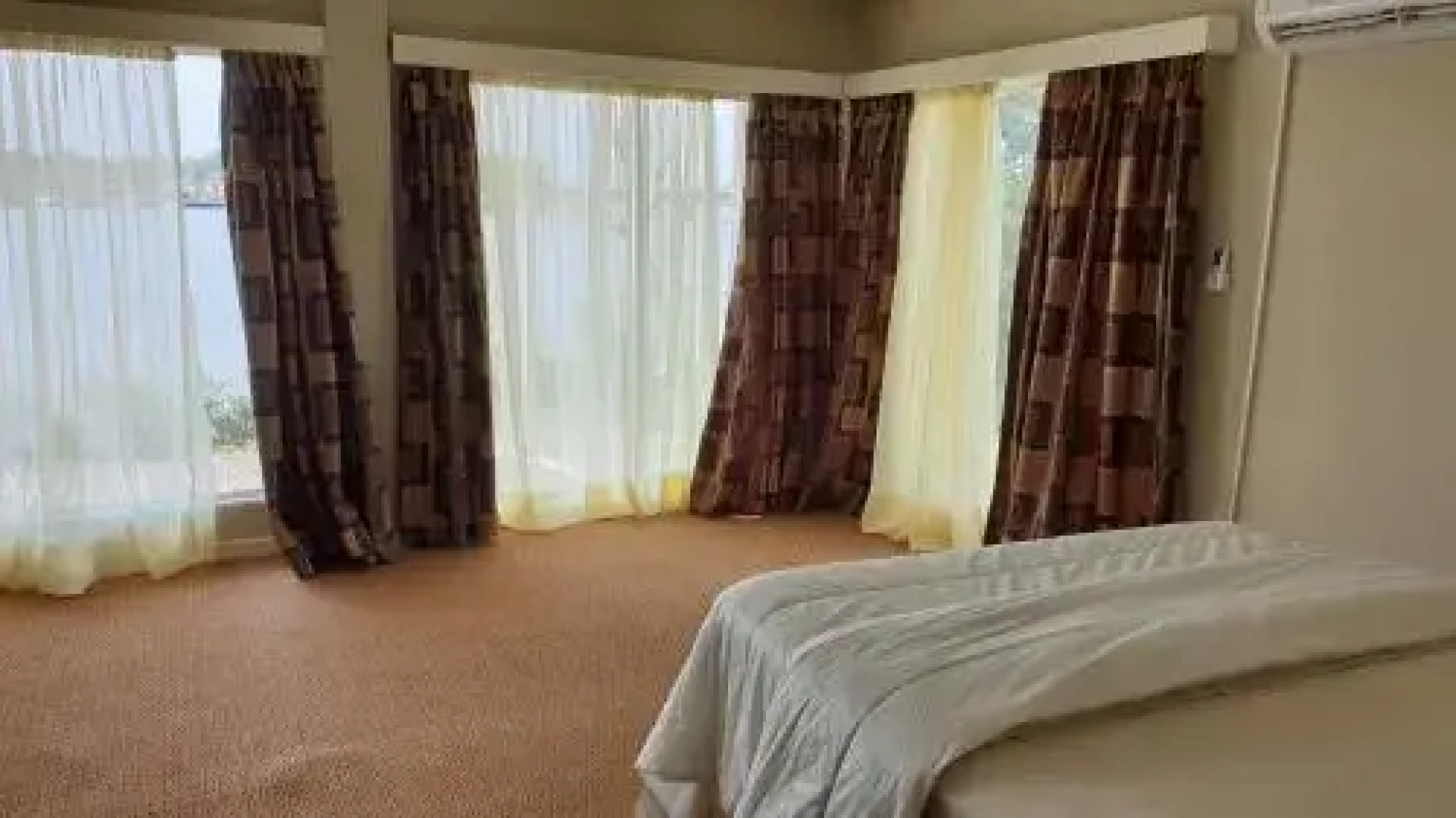 Riverside Resort Villas