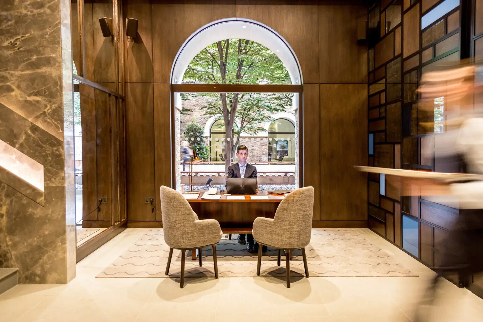 Devonshire Club & Hotel