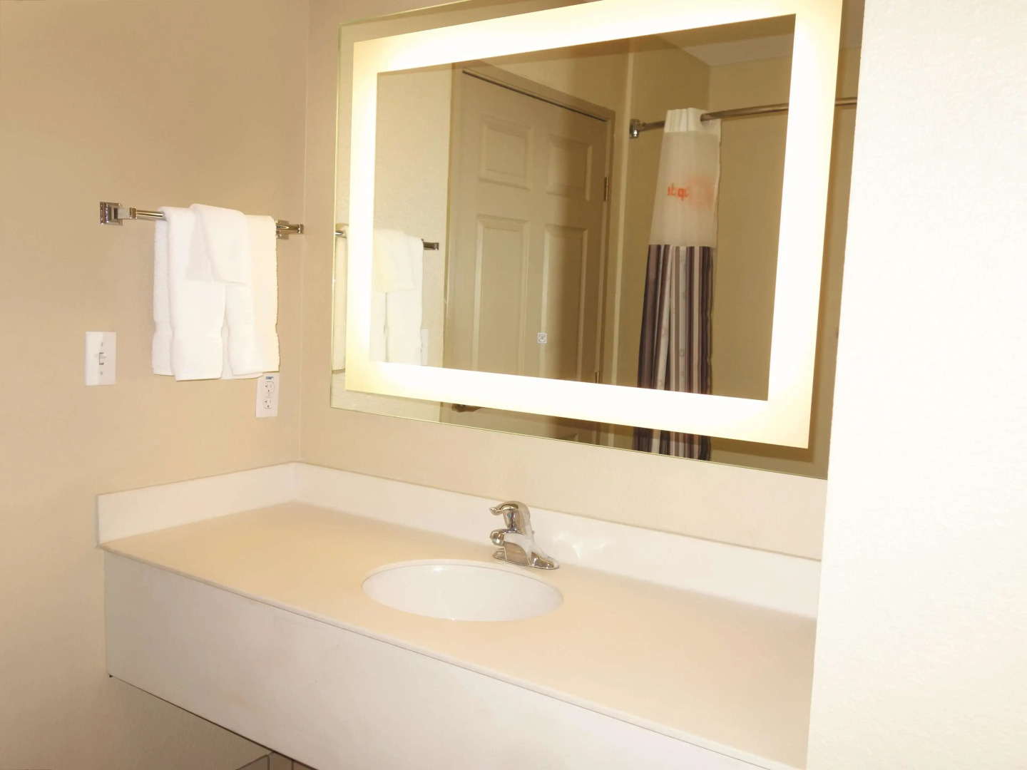 La Quinta Inn & Suites by Wyndham Corpus Christi Northwest