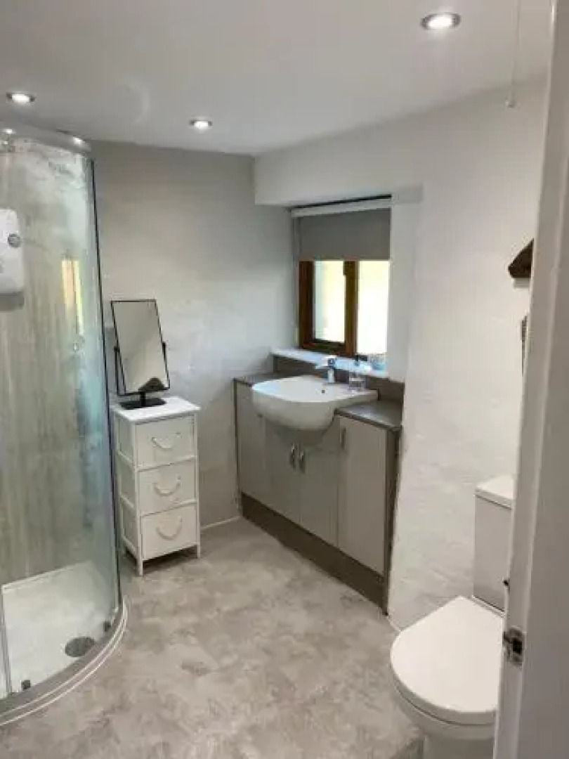 Tyddyn Bach Cottage & Bunk Huts