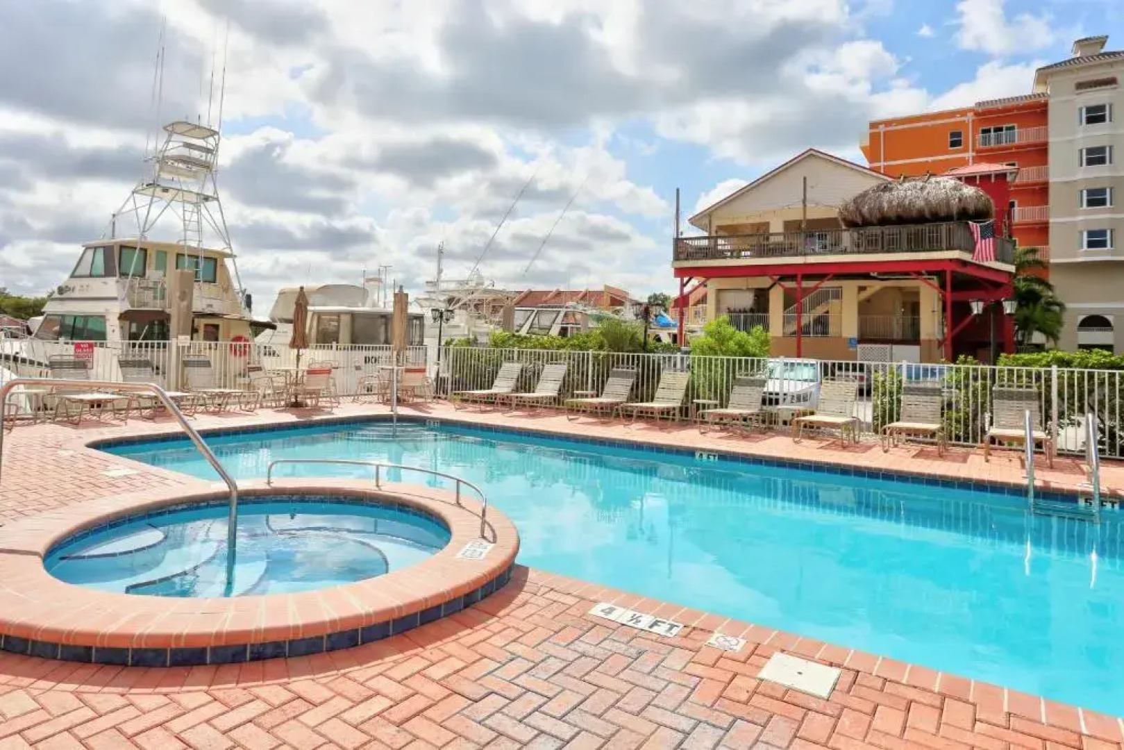 Madeira Bay Resort 508