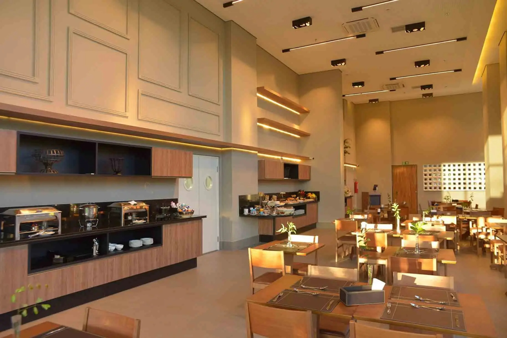 HPlus Premium Palmas