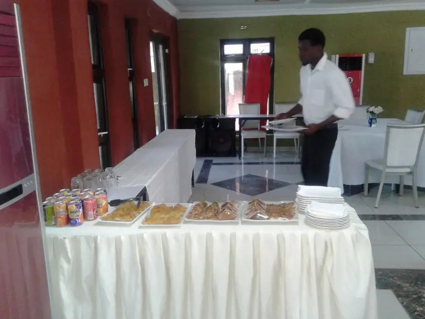 Gumare Executive Lodge