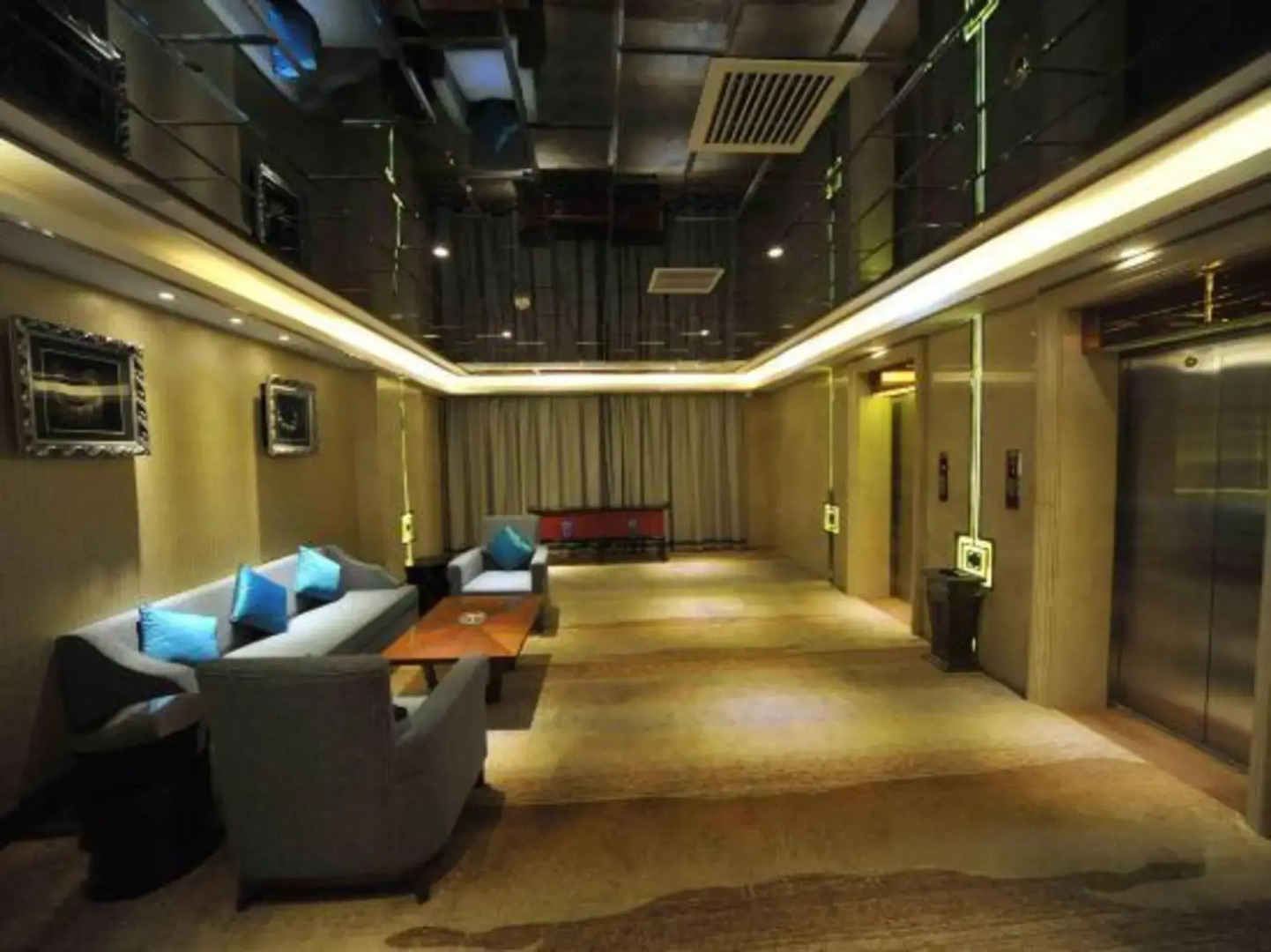 Tian Yi Zang Run Hotel