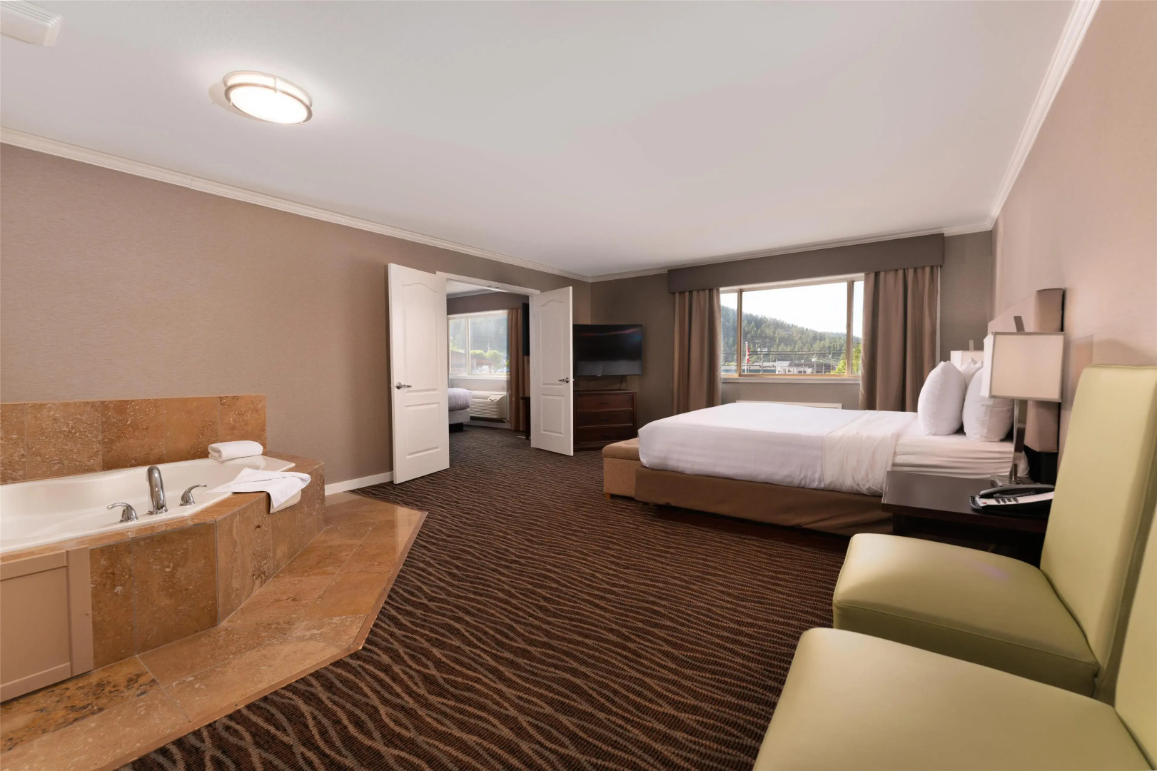 Prestige Radium Hot Springs Resort, WorldHotels Crafted