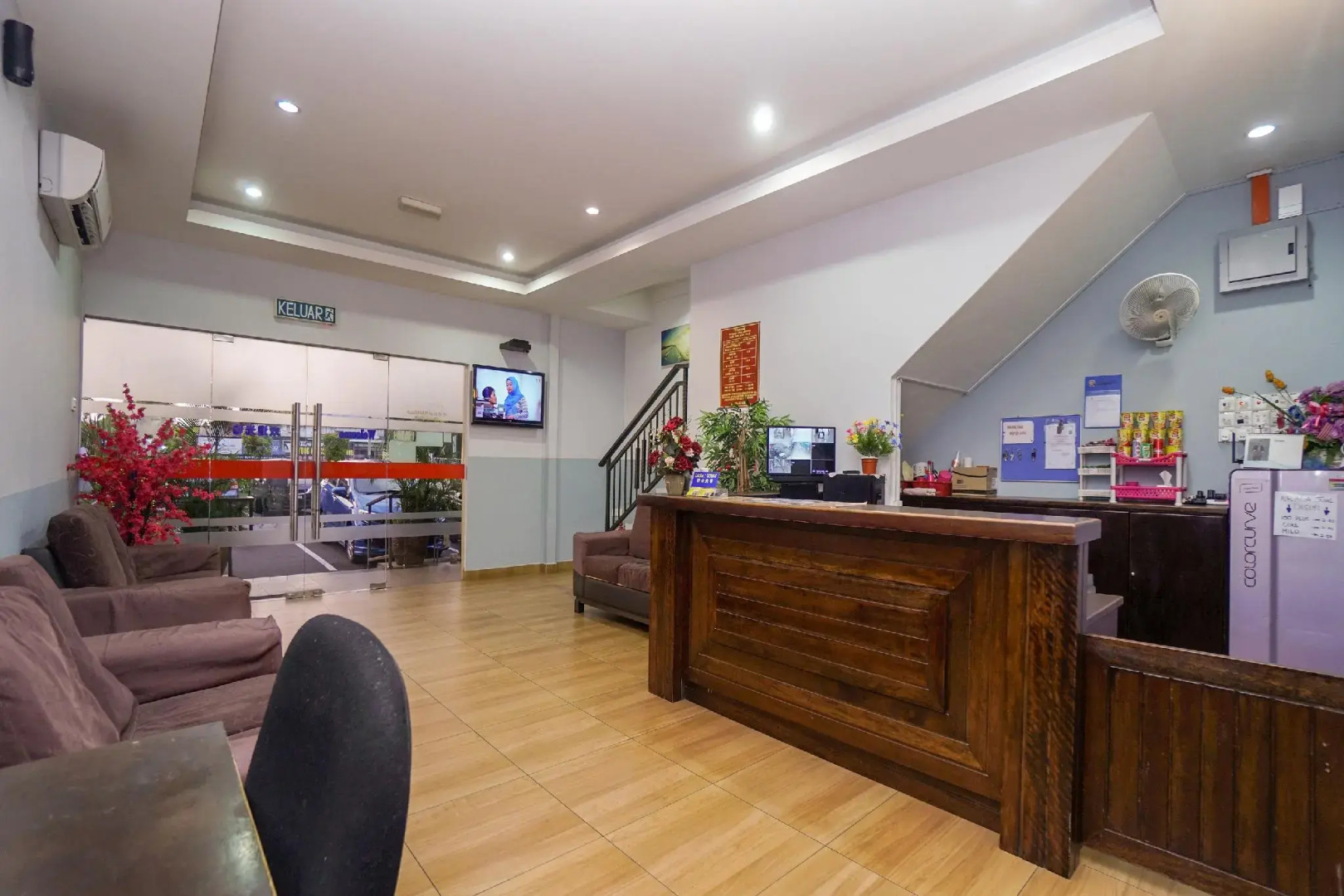 OYO 89330 Hotel Star Inn