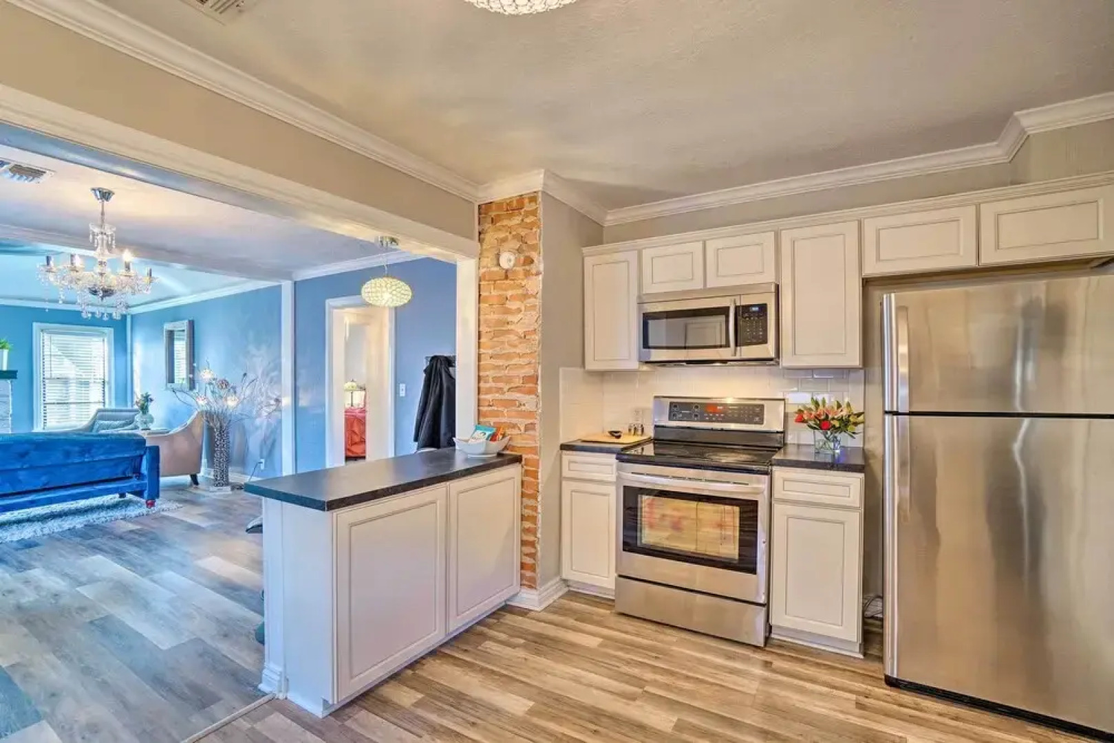 Lawton Home ~ 5 Mi to Fort Sill!