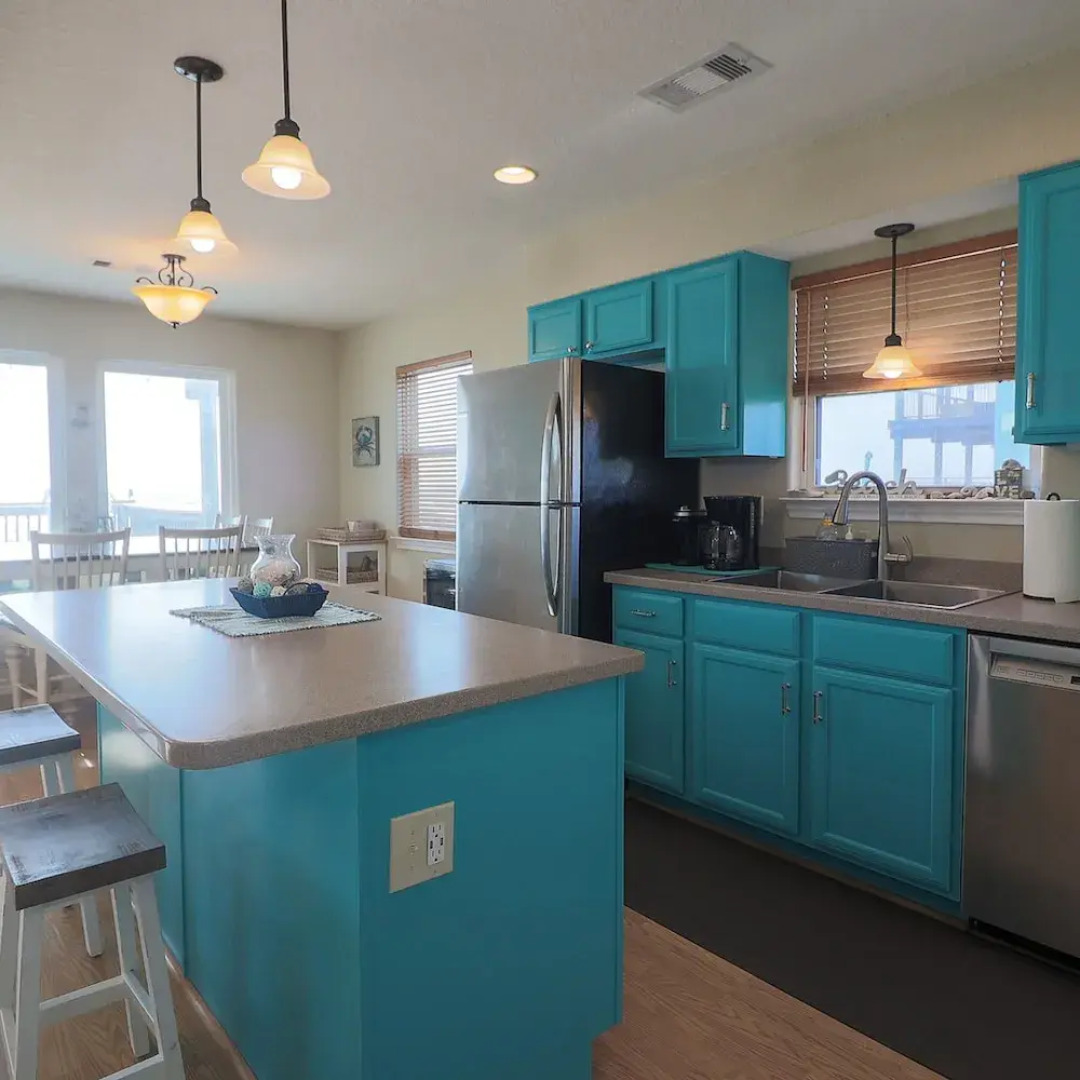 Superb Home With Private Walkover Unobstructed Views