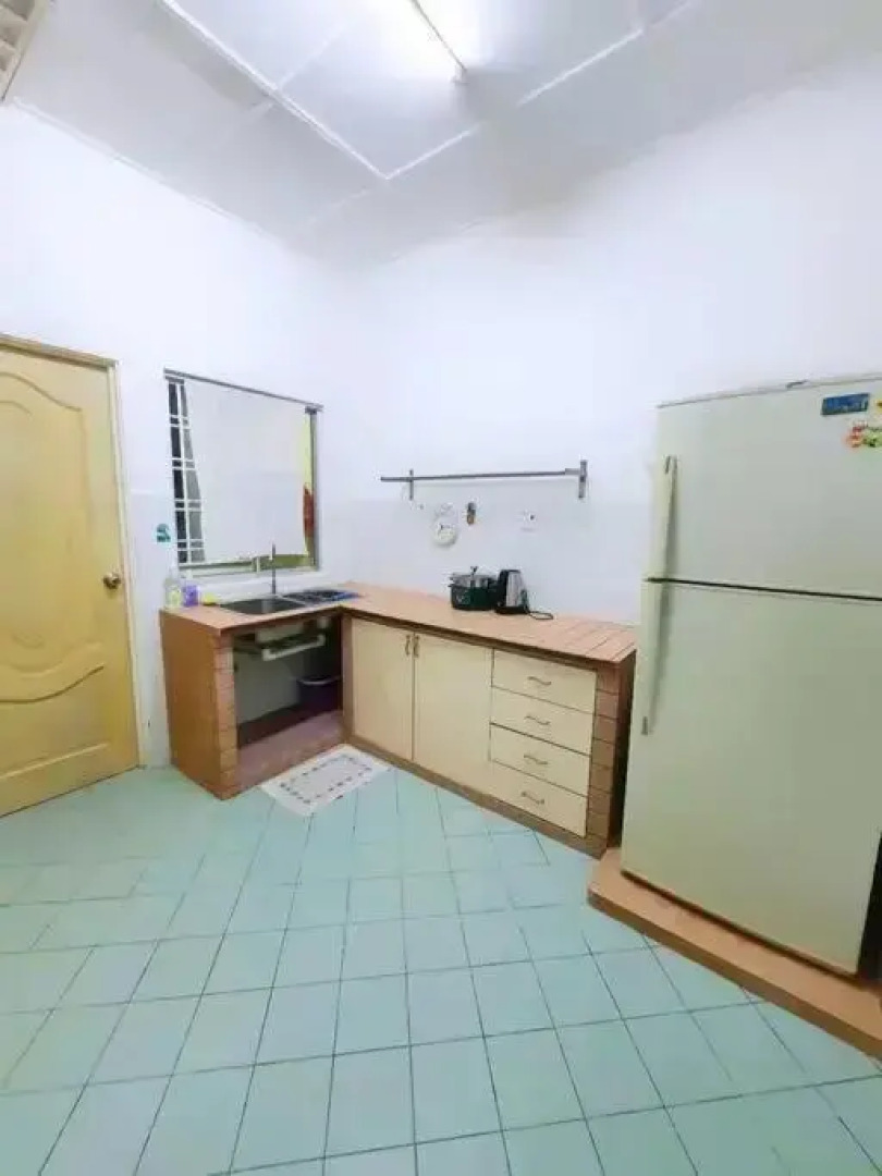 Bukit Indah @ Issix (Nearby Aeon Bukit Indah)