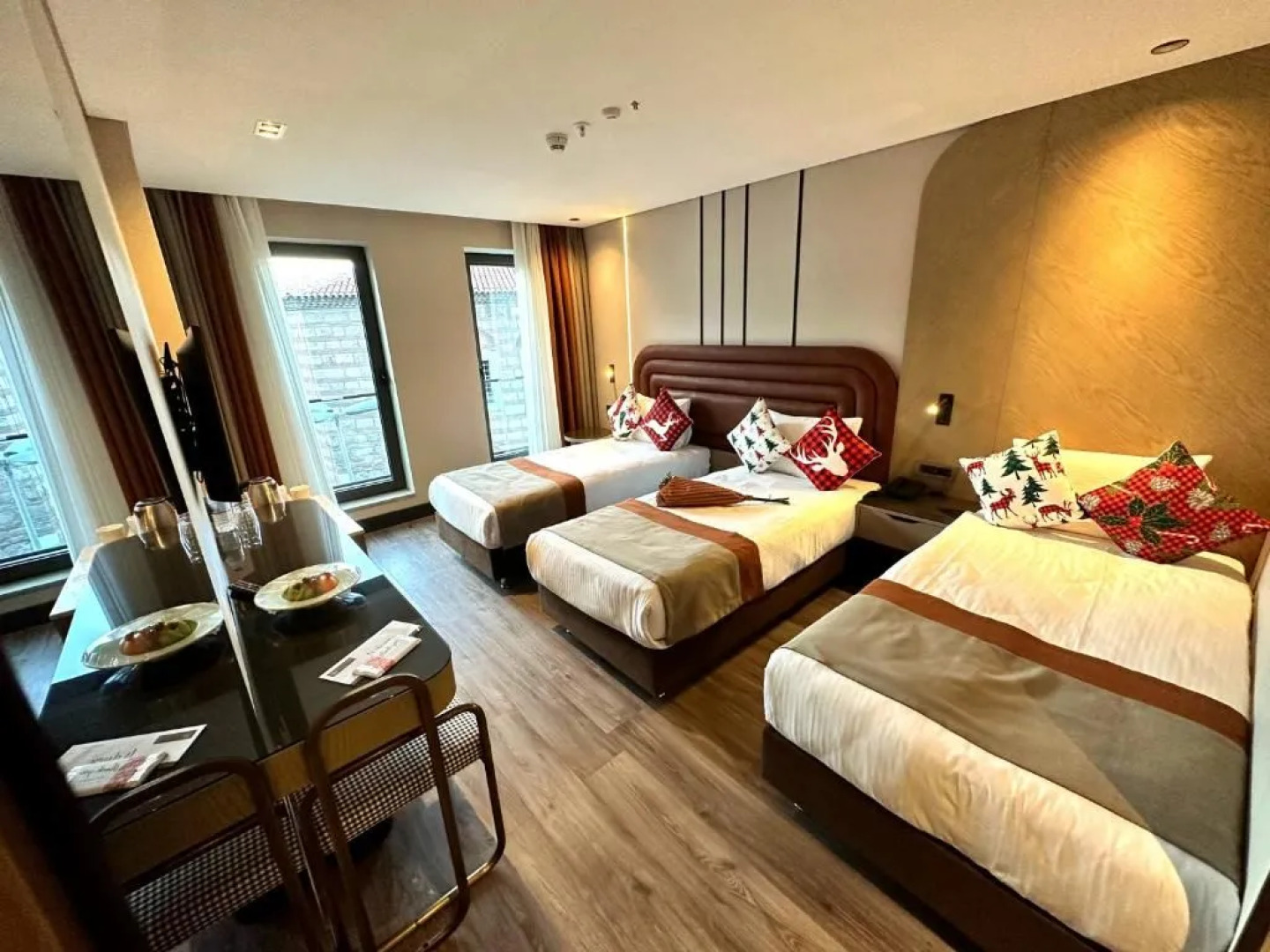 Edition Old City Hotel