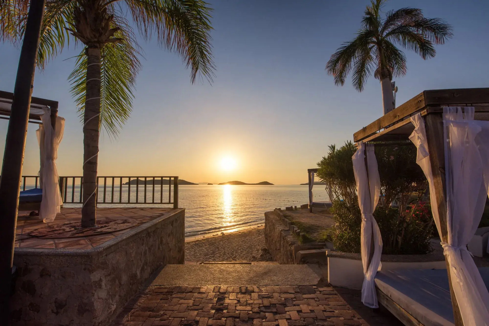 Hotel San Carlos Plaza