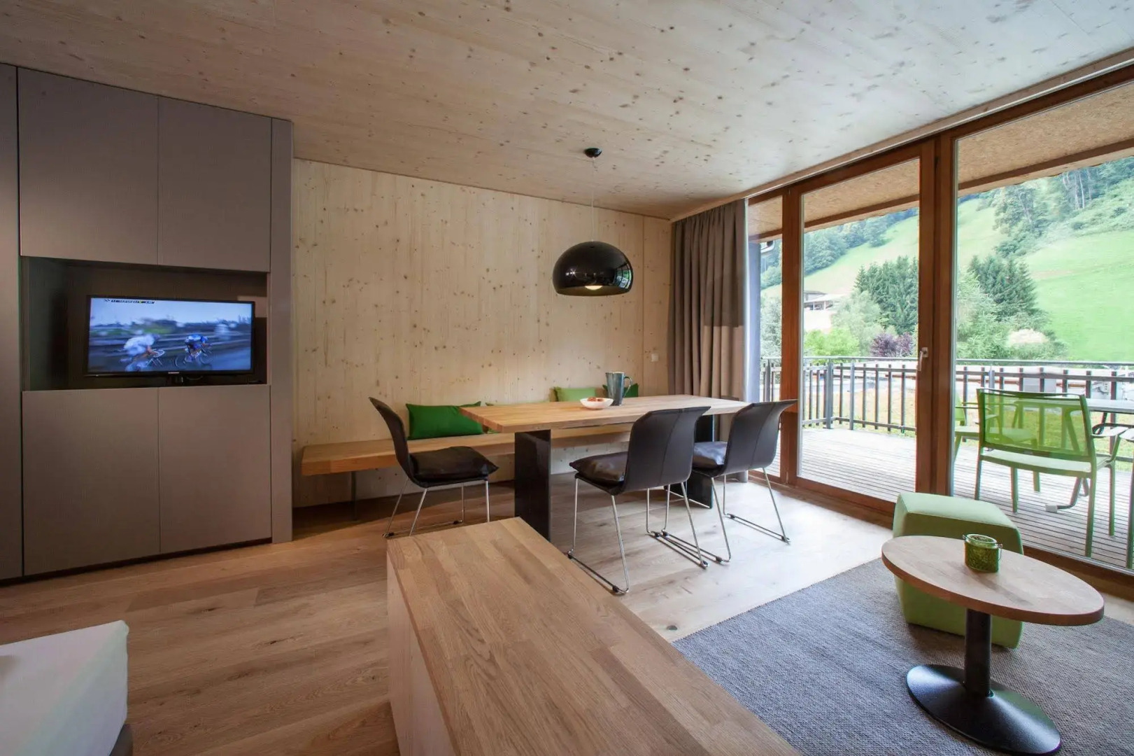 natürlich Hell. Aparthotel & Camping