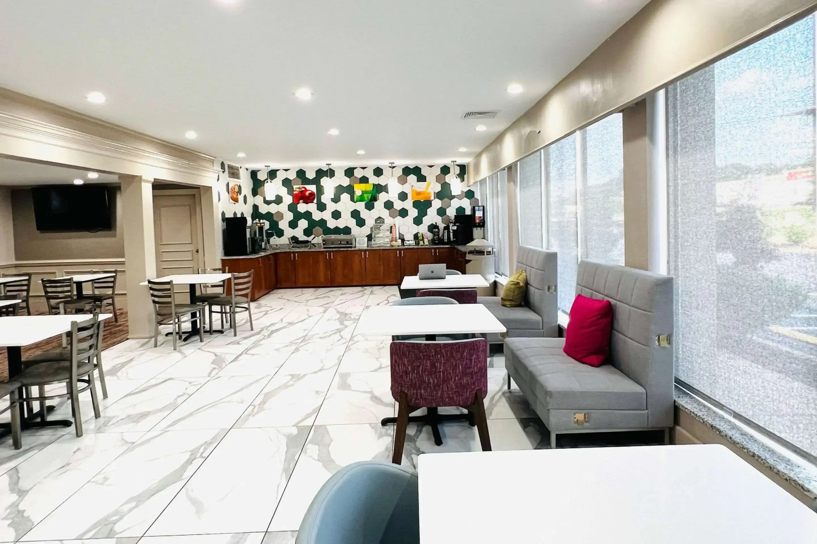 Quality Inn & Suites McDonough South I-75