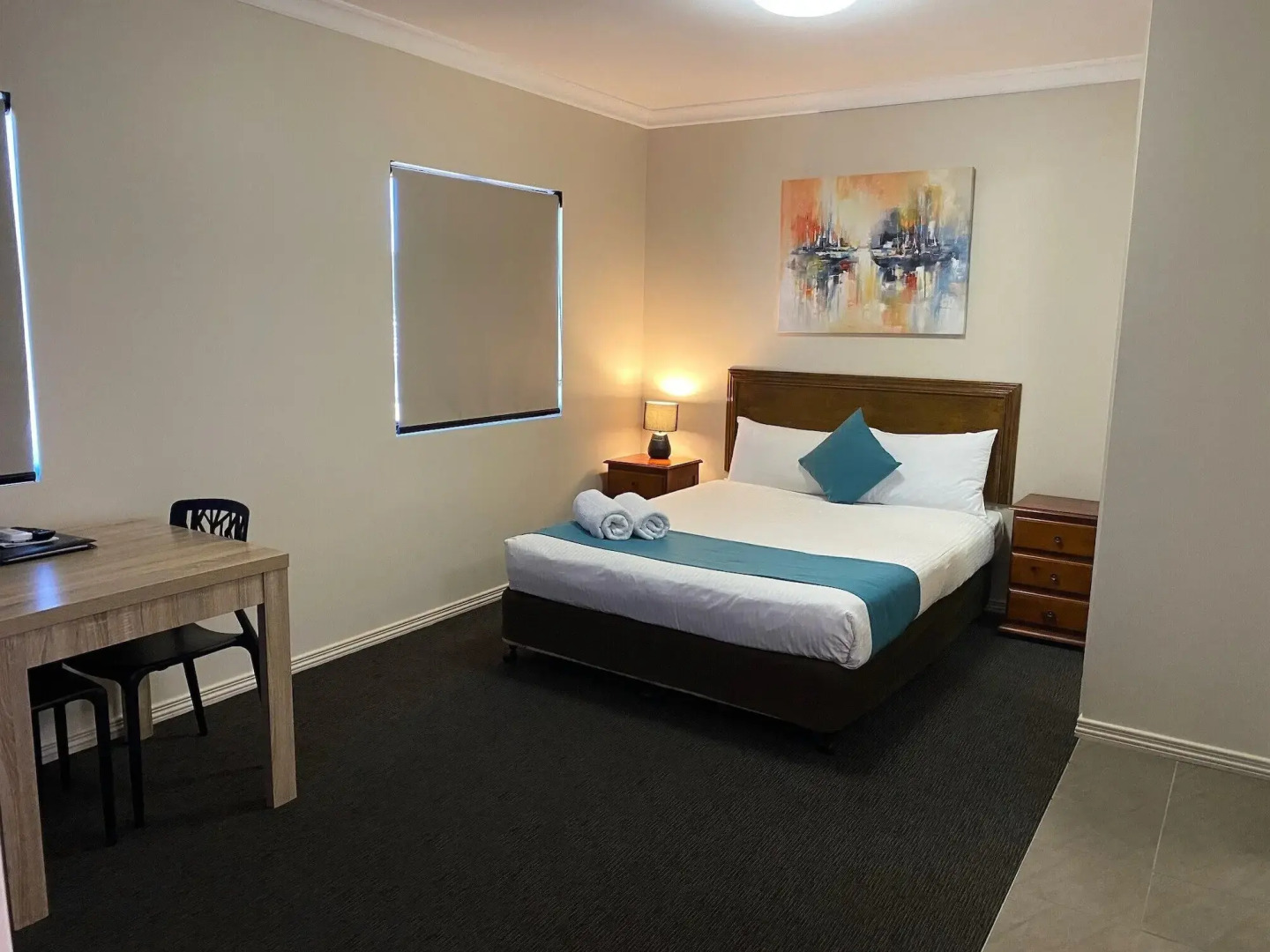 Cityville Apartments & Motel