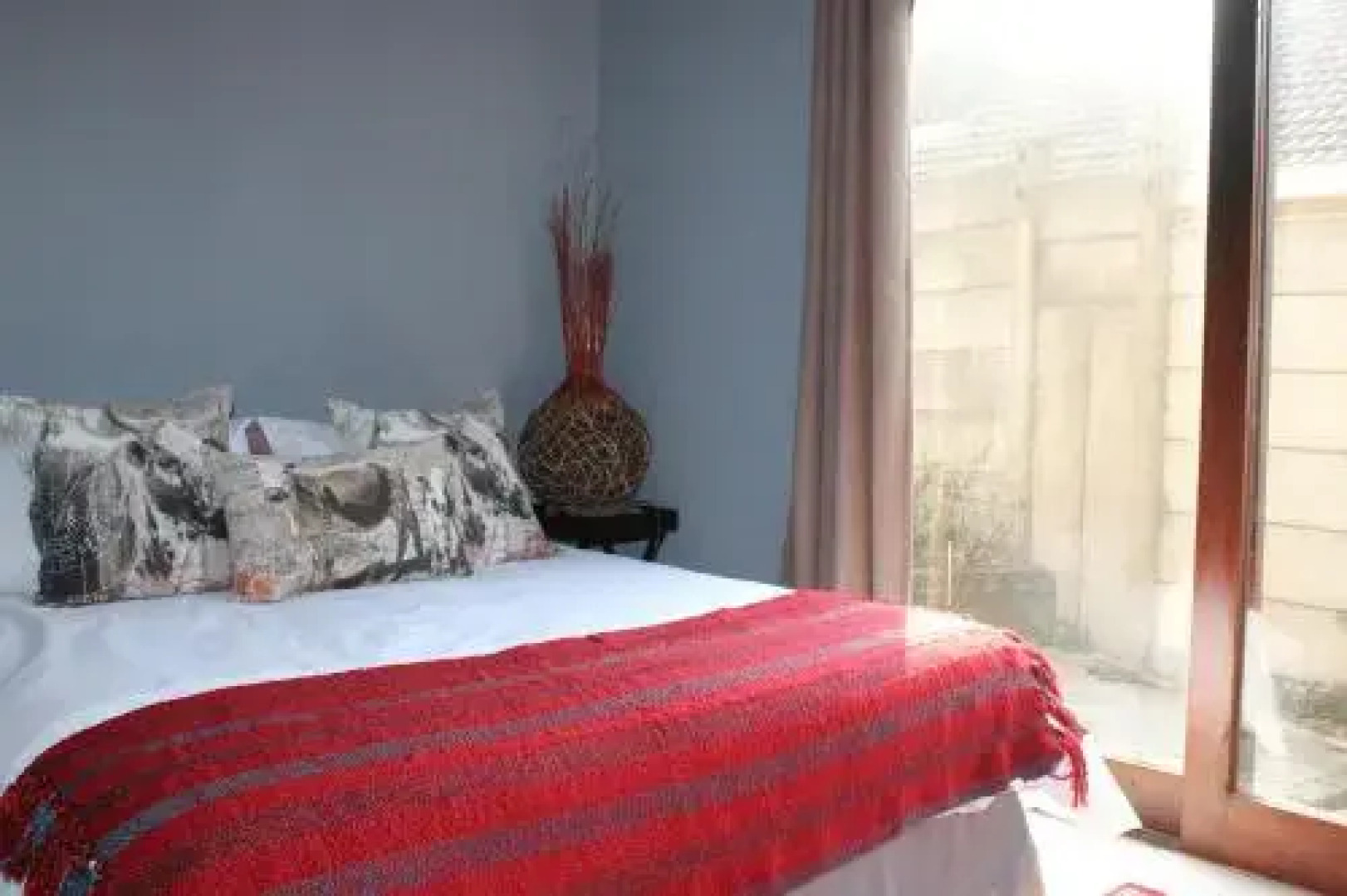 Sensayuma Backpackers