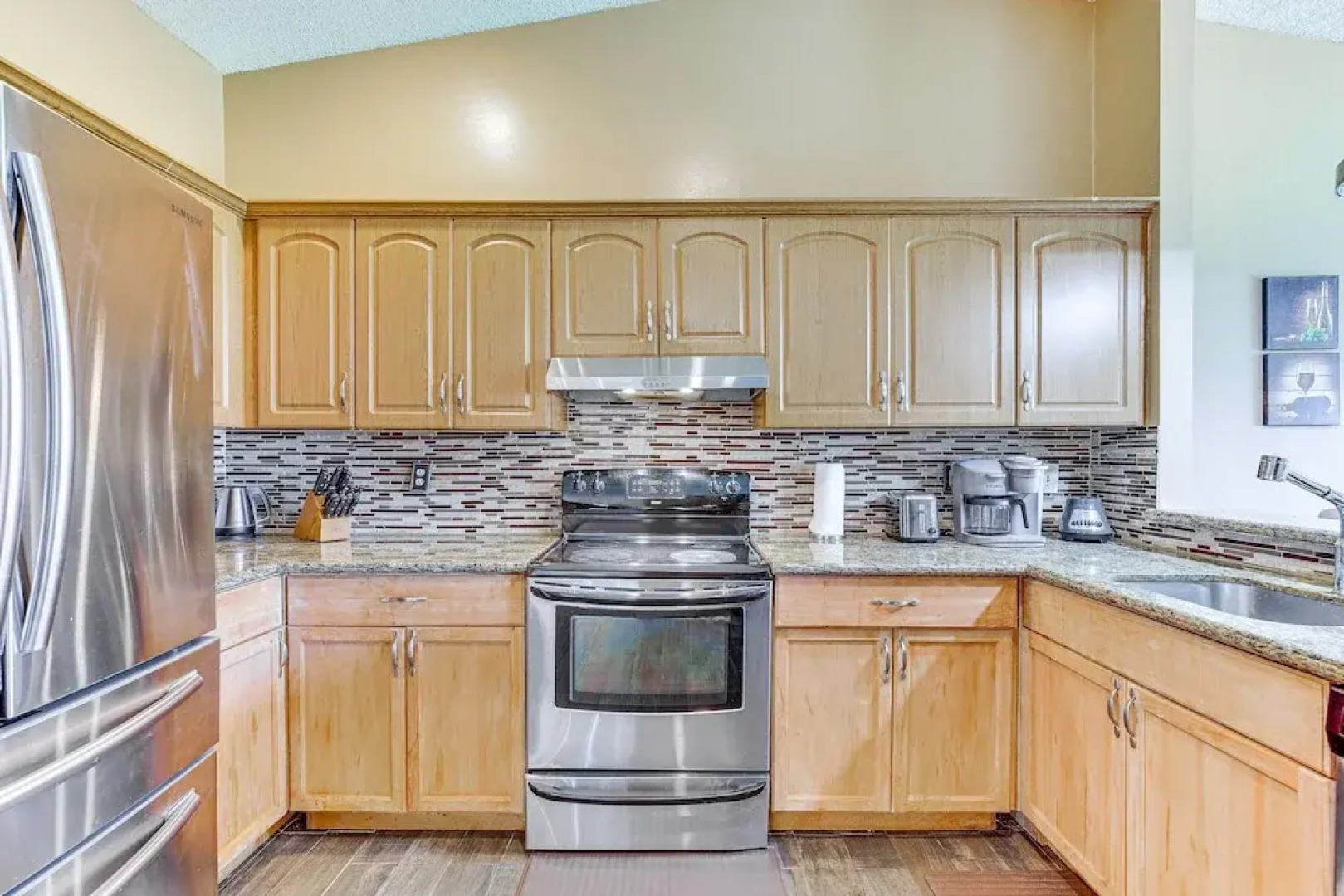 Near Beaches: Pet-friendly Sunrise Escape w/ Patio