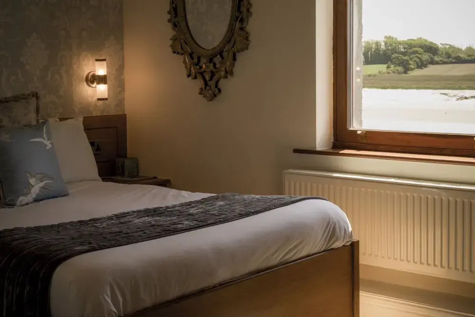 Shard Riverside Hotel, Bar & Restaurant