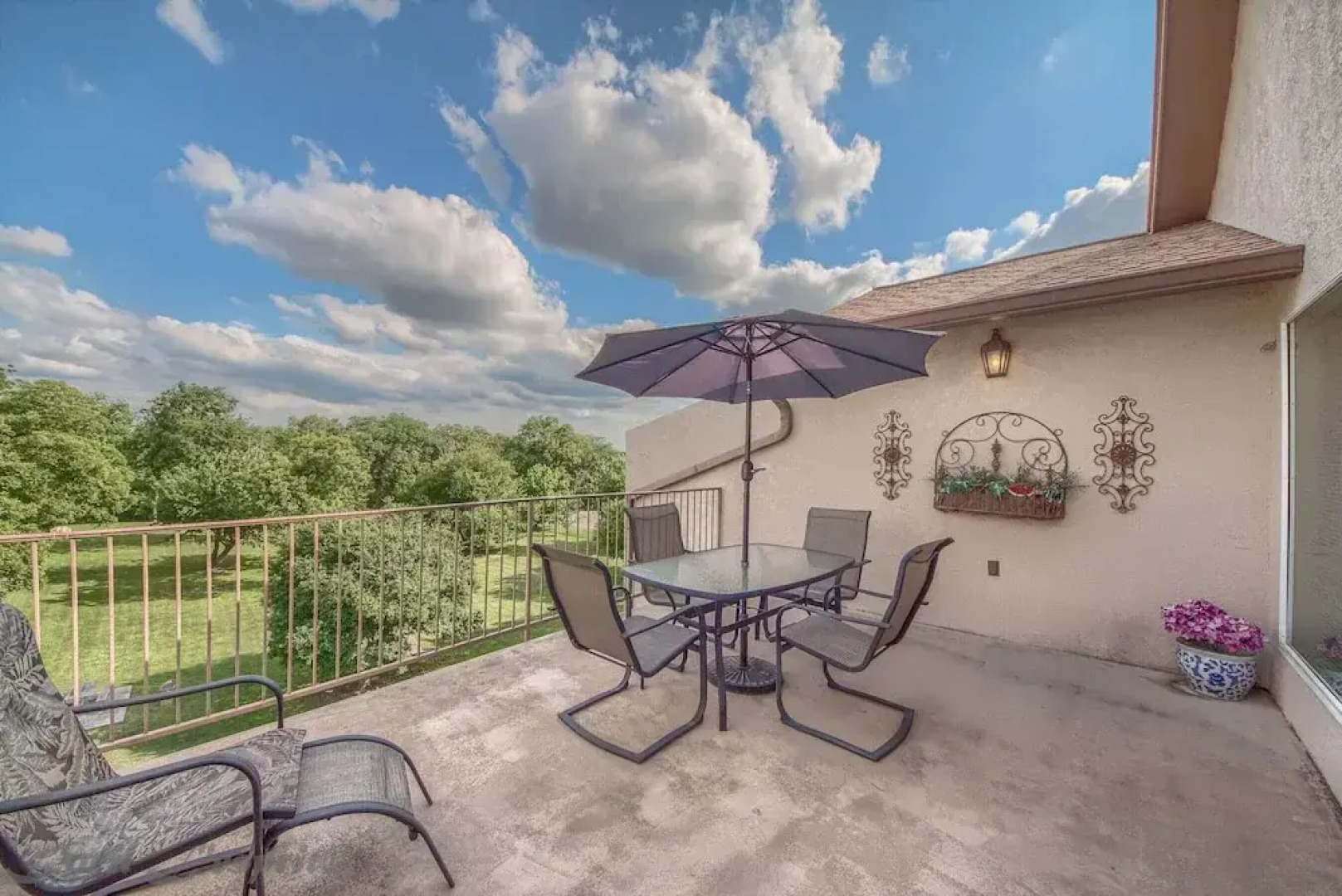 River Vista Ww G302 2 Bedroom Condo by RedAwning