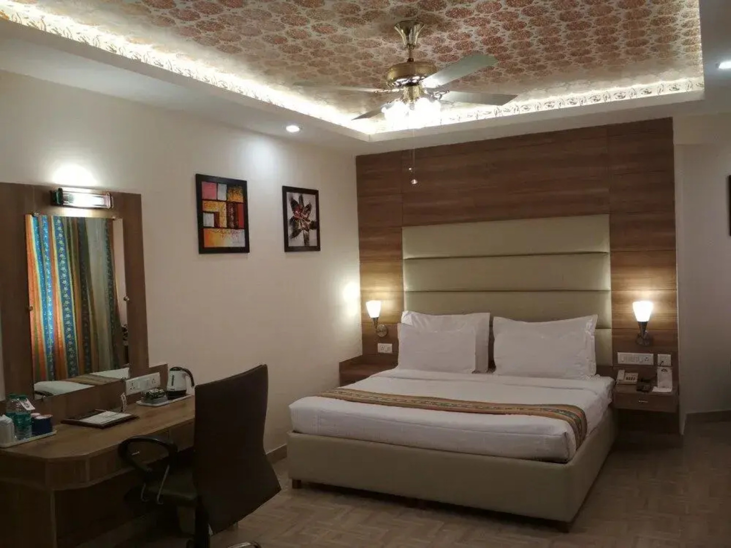 Grand Continental Hotel