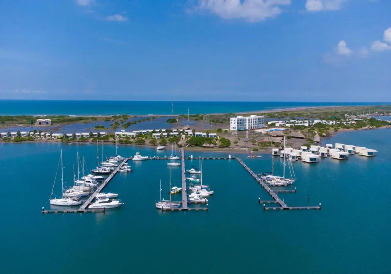 Marina Puerto Velero