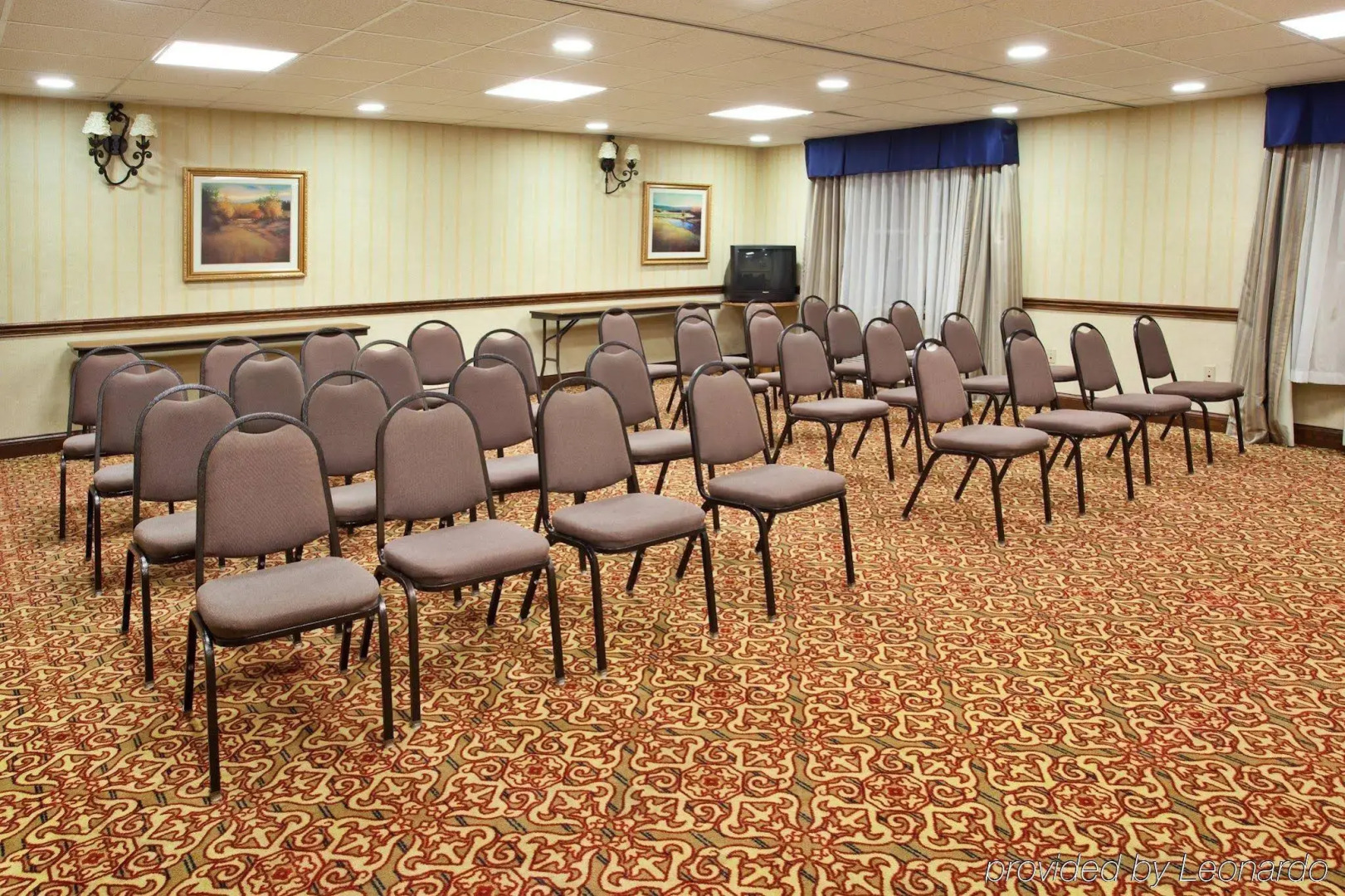 Country Inn & Suites by Radisson, Washington, D.C. East - Capitol Heights, MD