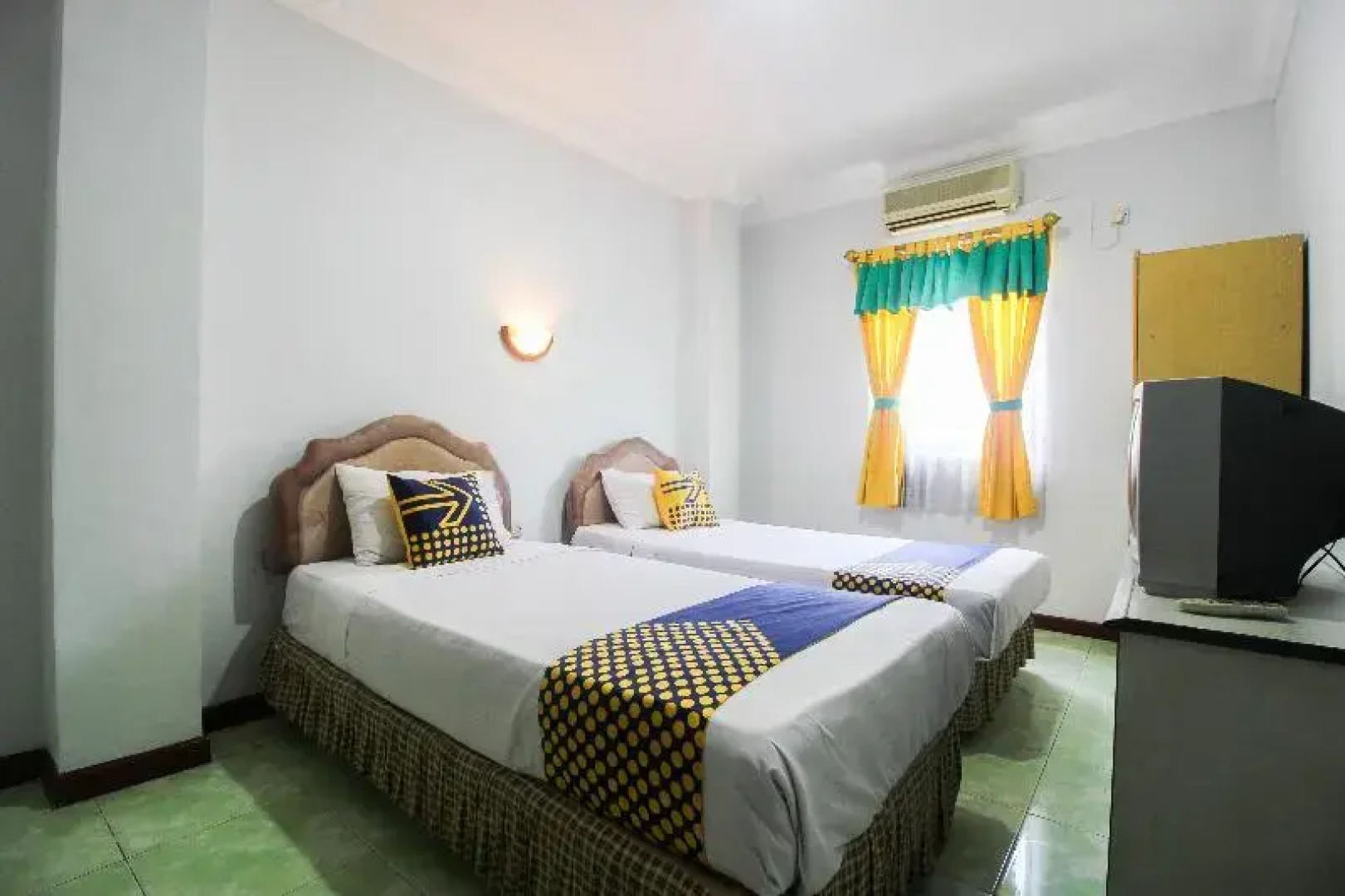 Spot On 2721 Wisma Dahlia