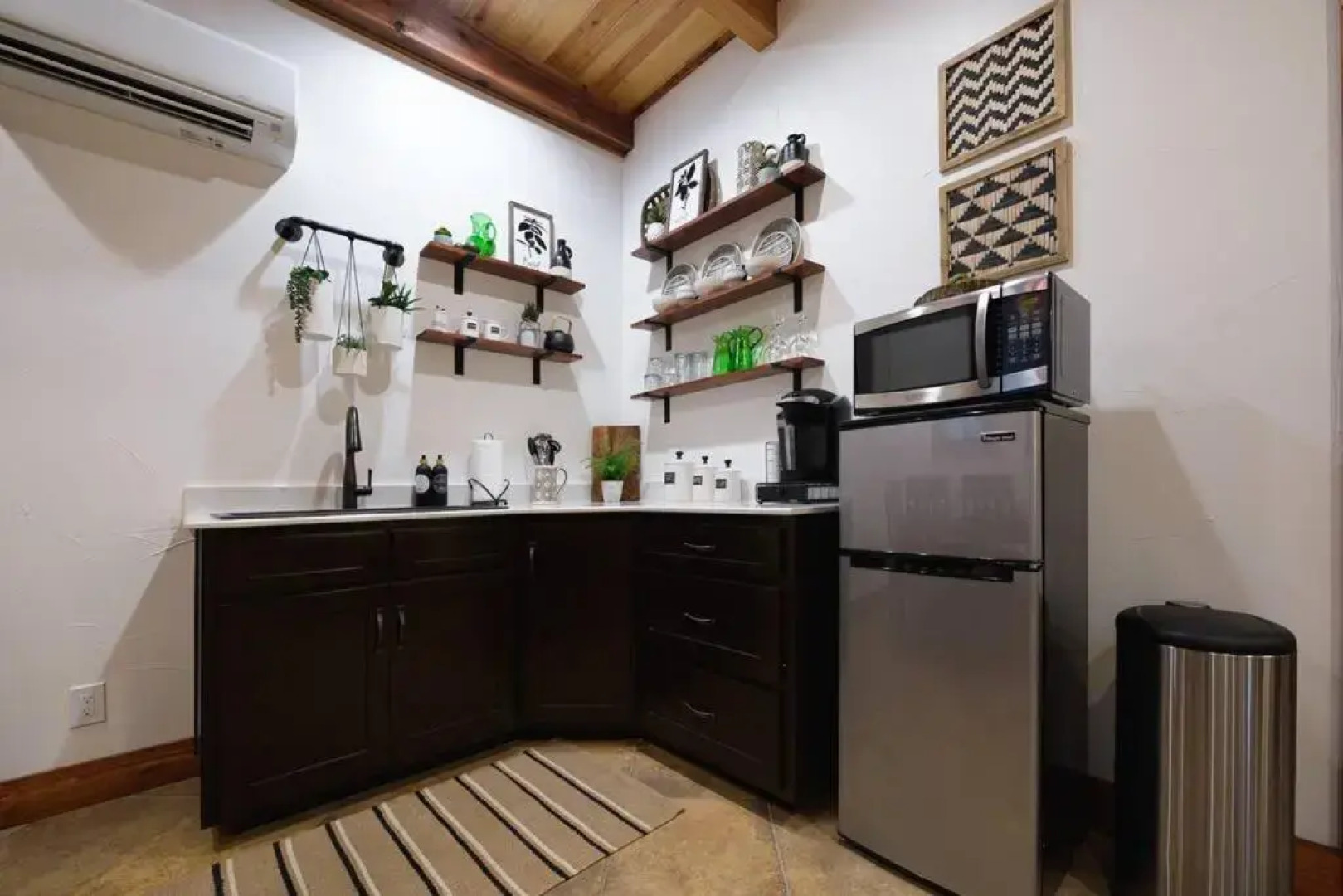 Little Dutch Cabin #3 - 12 min to Magnolia-Baylor