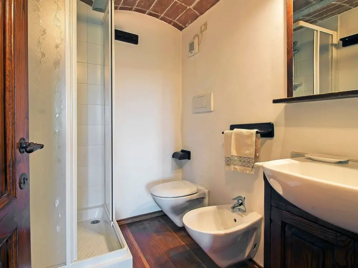 Grotte Rosse La Cava