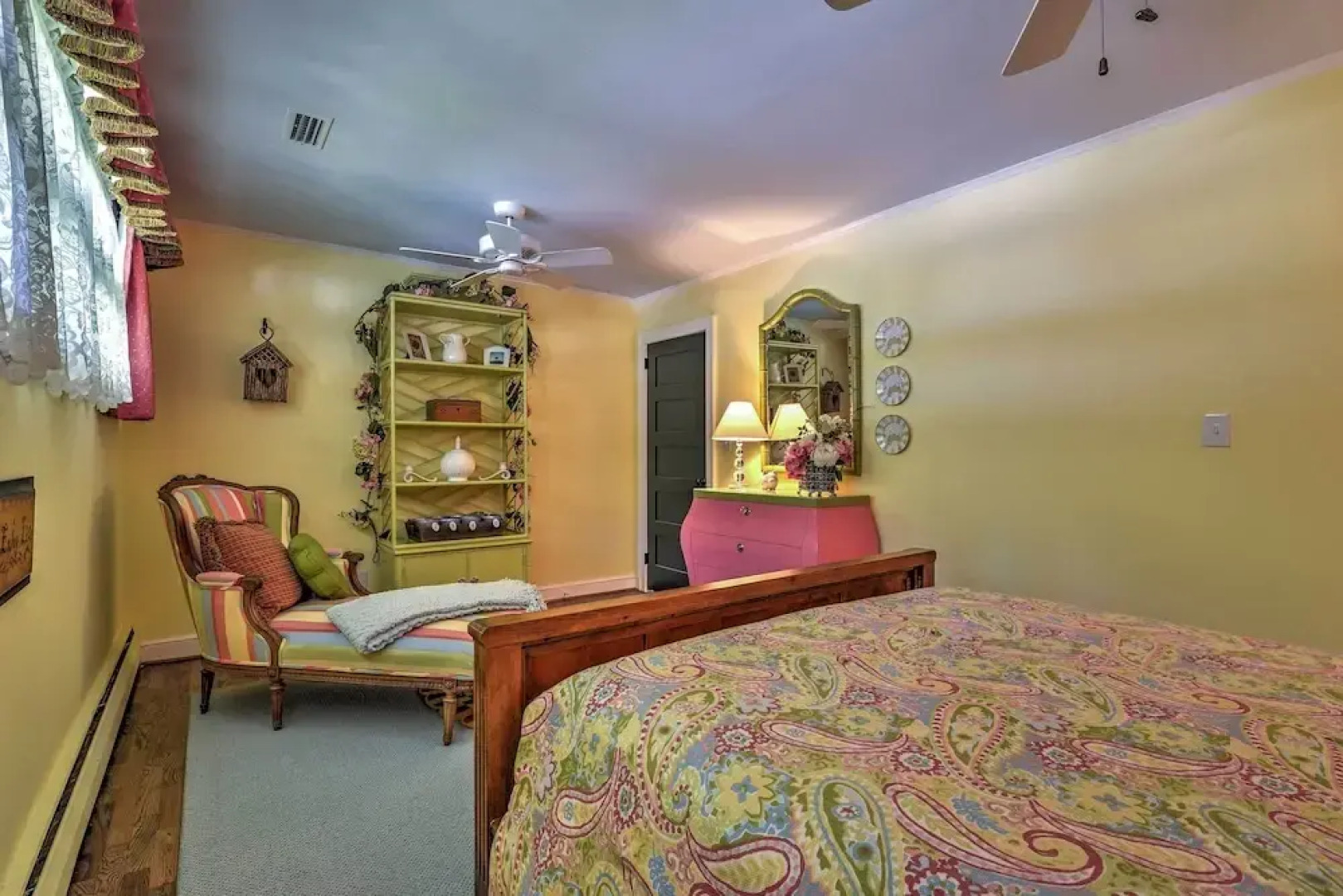 Charming Blue Ridge Cottage w/ Stunning Views!