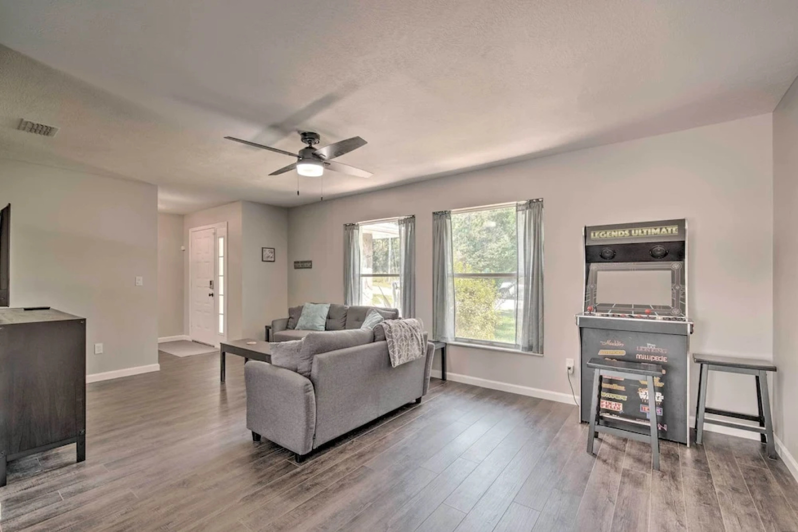 Welcoming Citrus Springs Home w/ Heated Pool