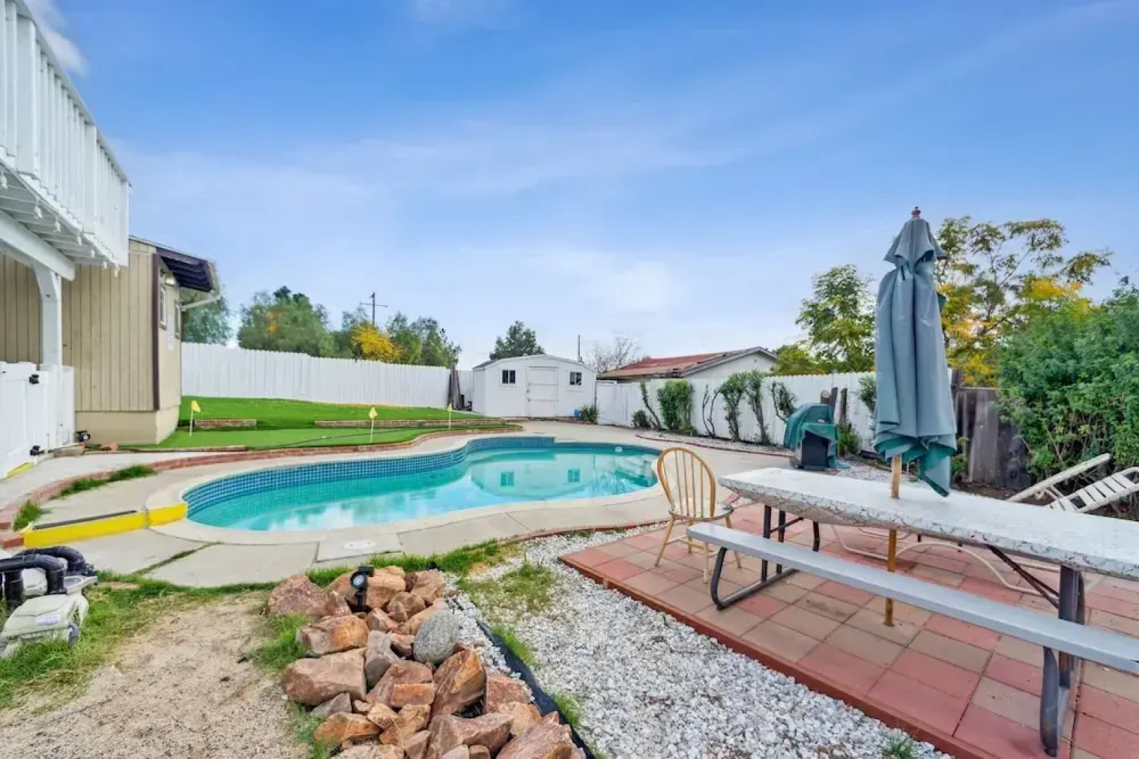 Paradise On Earth 3 Bedroom Residence by RedAwning