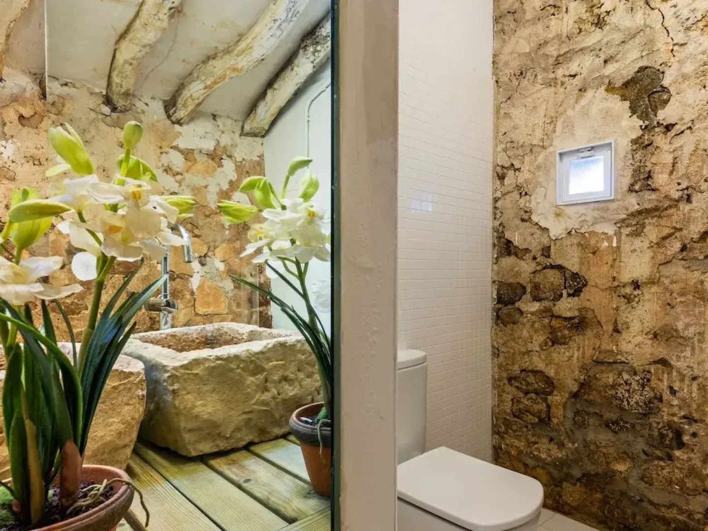 Rustic Cottage in Fraga With Private Garden