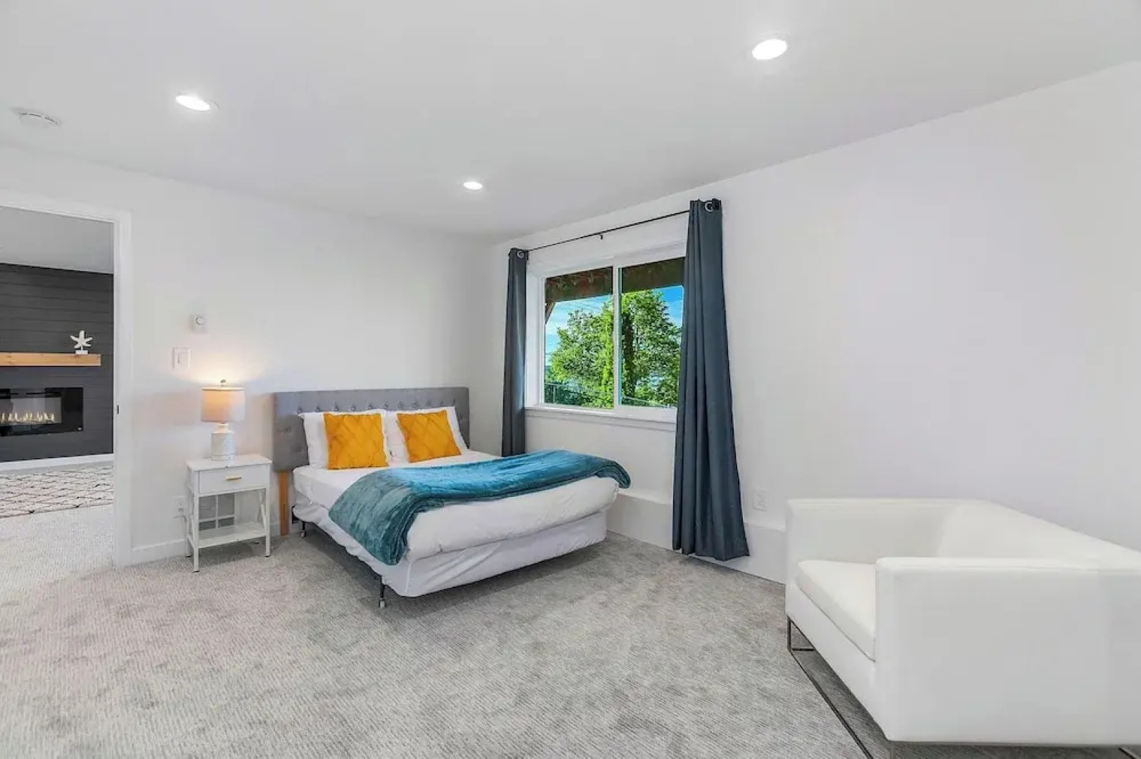 Peaceful Island Getaway Port Susan views