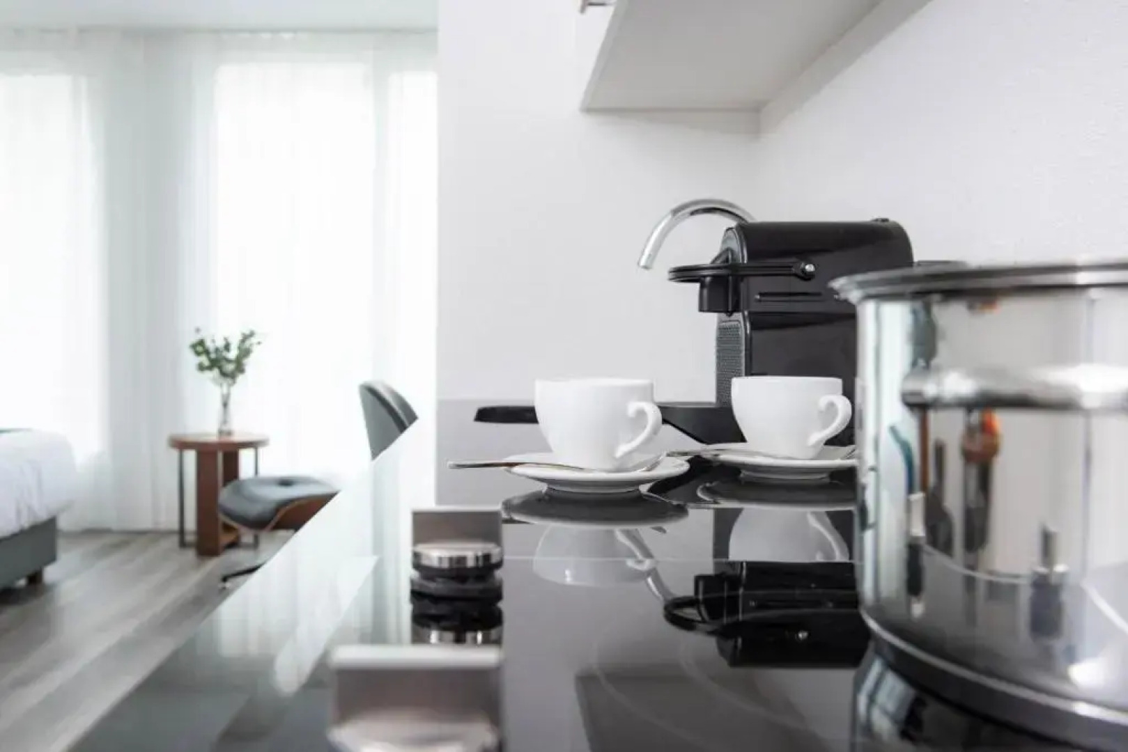 K BUSINESS Apartments & Hotel