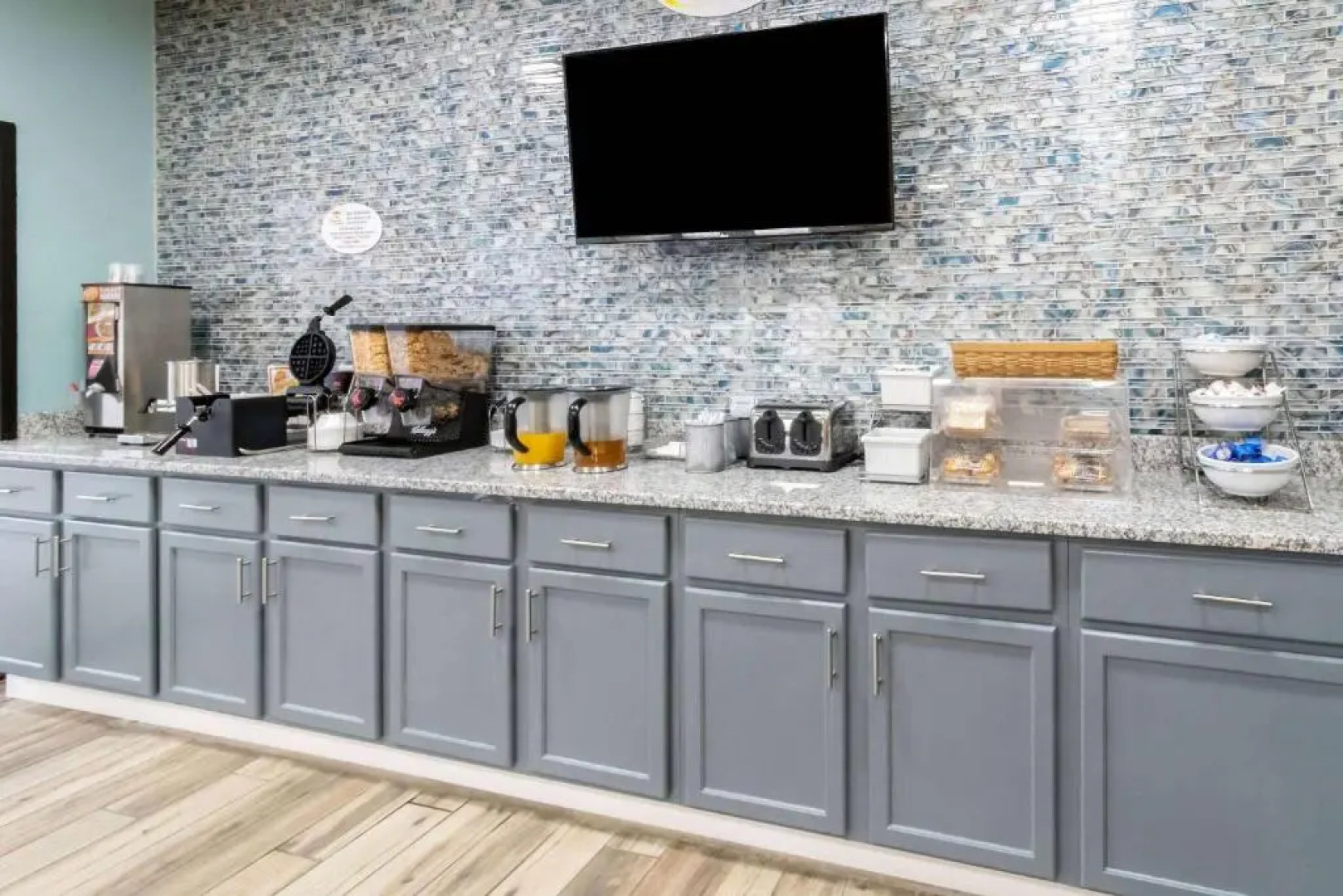 Super 8 Vandalia/Dayton International Airport