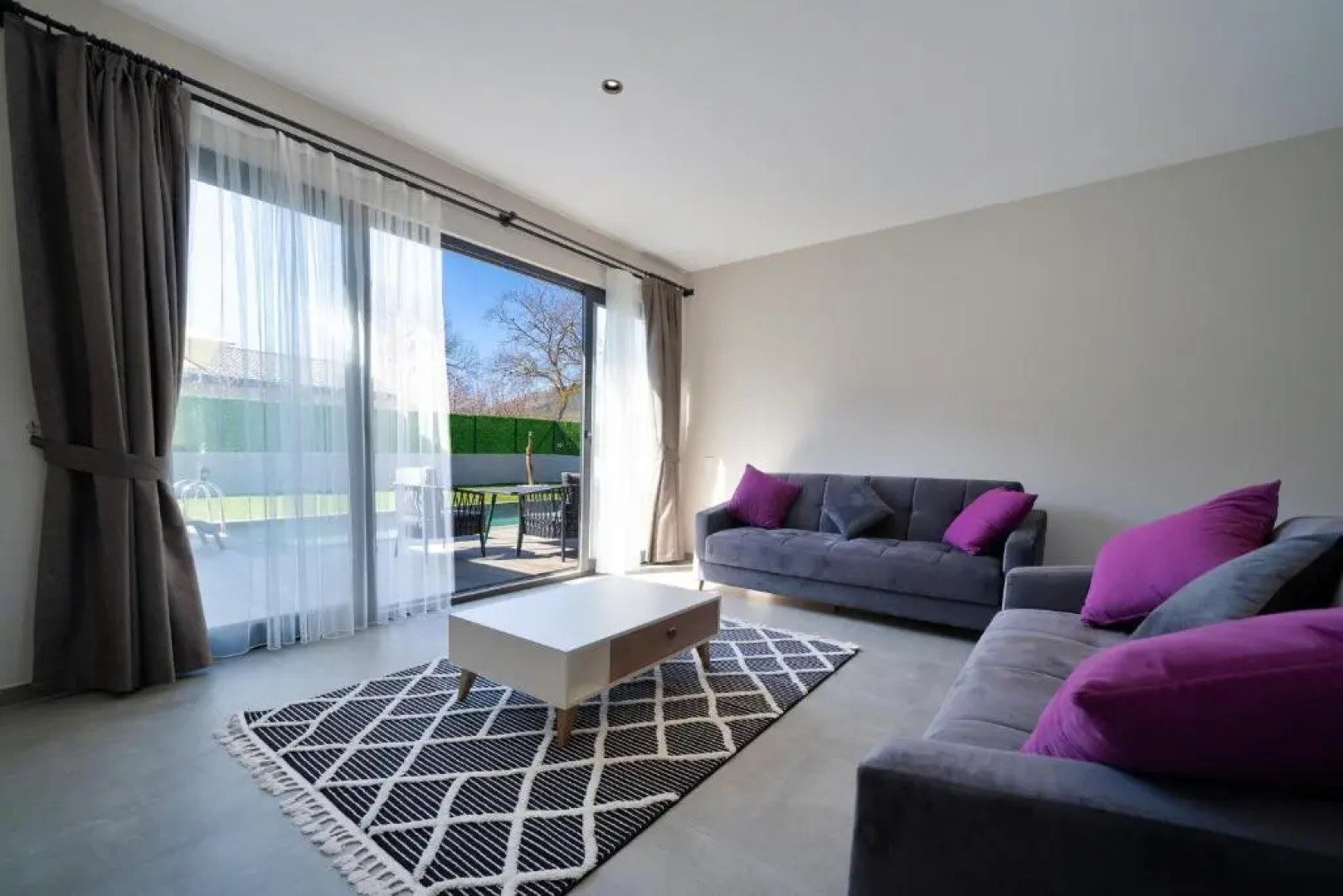 2 Bedroom Private Villa With Swimming Pool